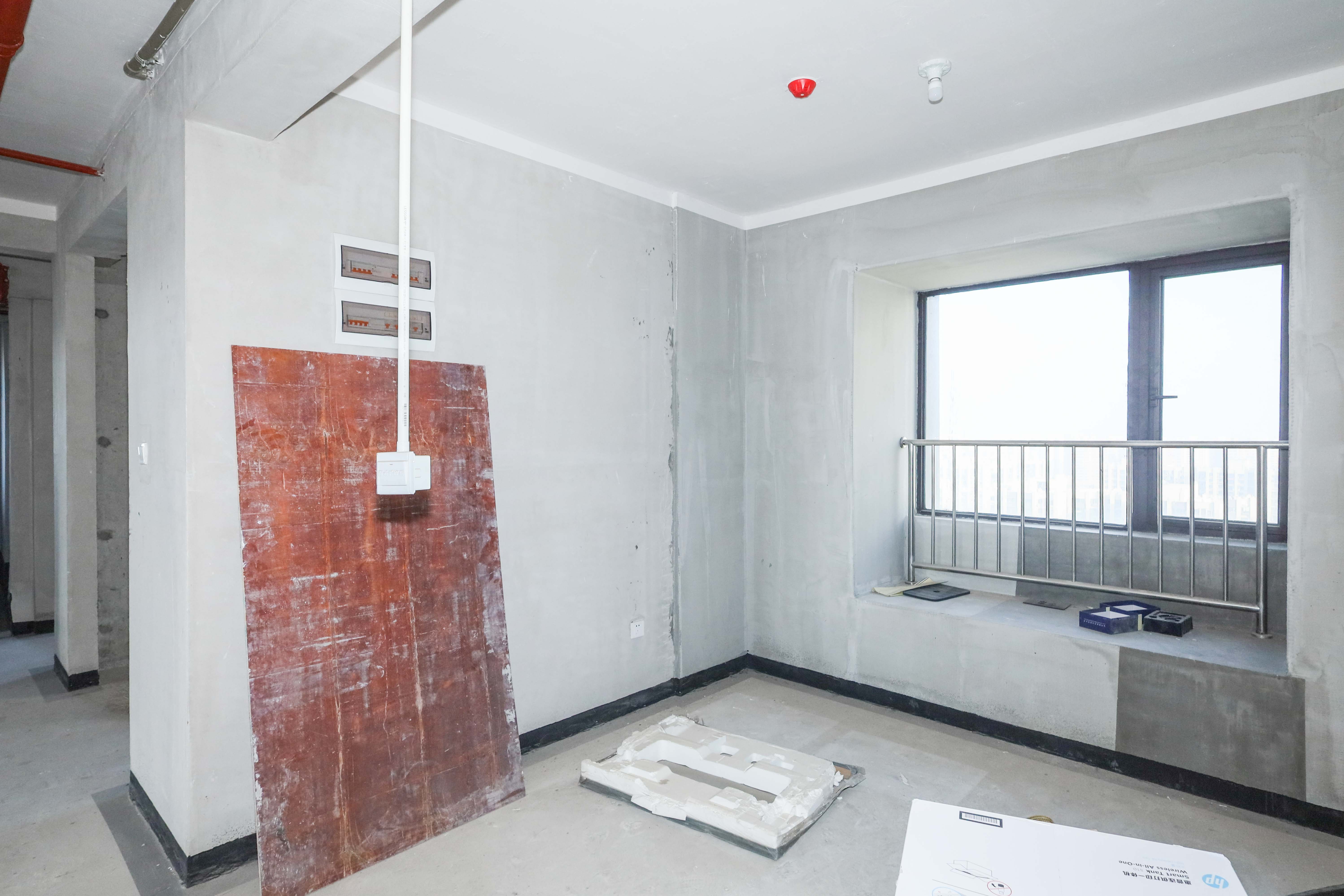 建发央著  4室2厅2卫   267.00万卧室