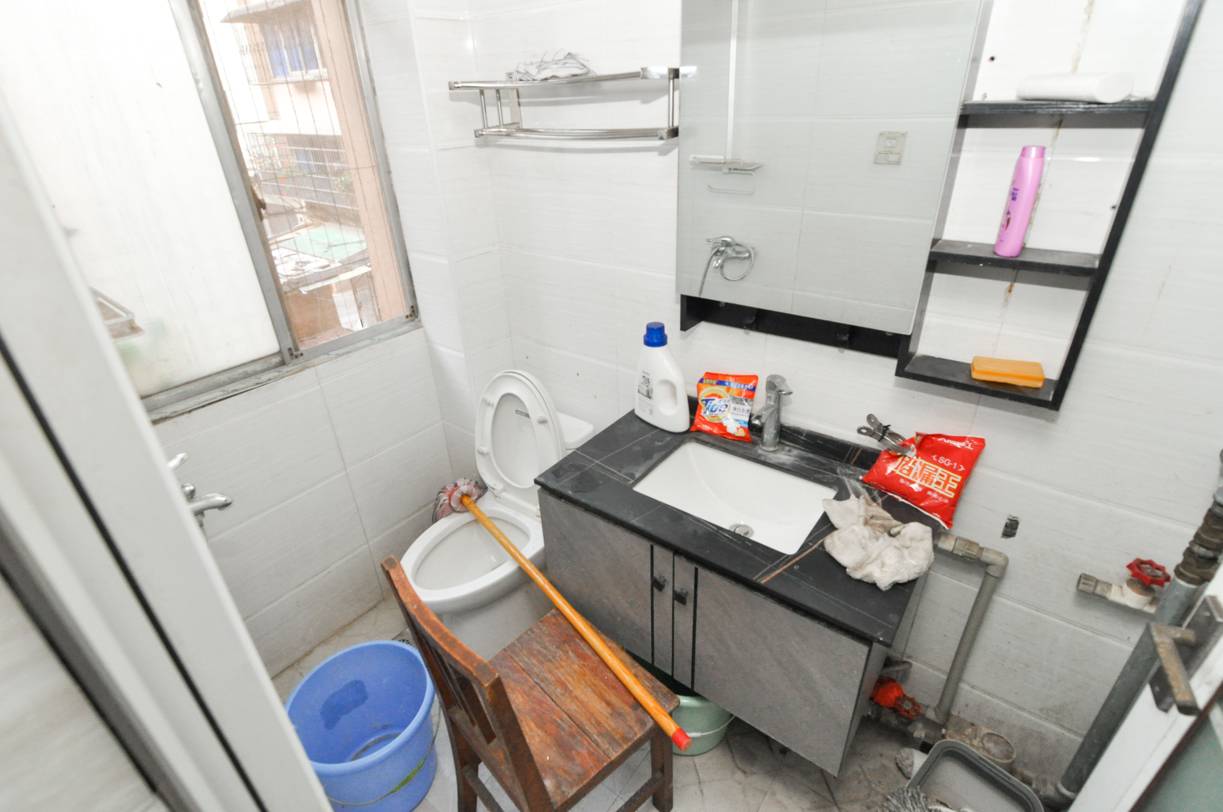 荷叶塘小区（岳麓区）  2室2厅1卫   58.80万卫生间