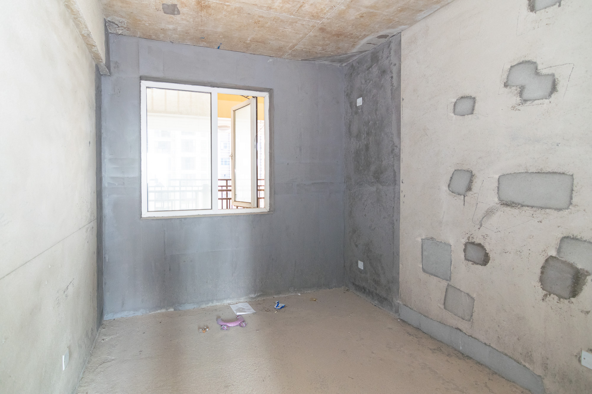 绿地香树花城 3室2厅2卫 65.0万 绿地香树花城 3室2厅2卫 65.0万卧室