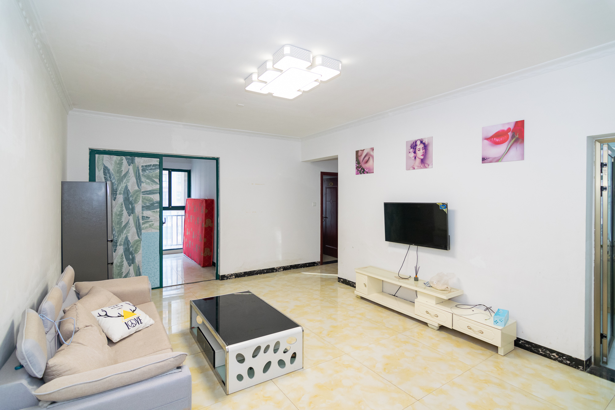 才子城 3室2厅1卫 46.8万 才子城 3室2厅1卫 46.8万客厅