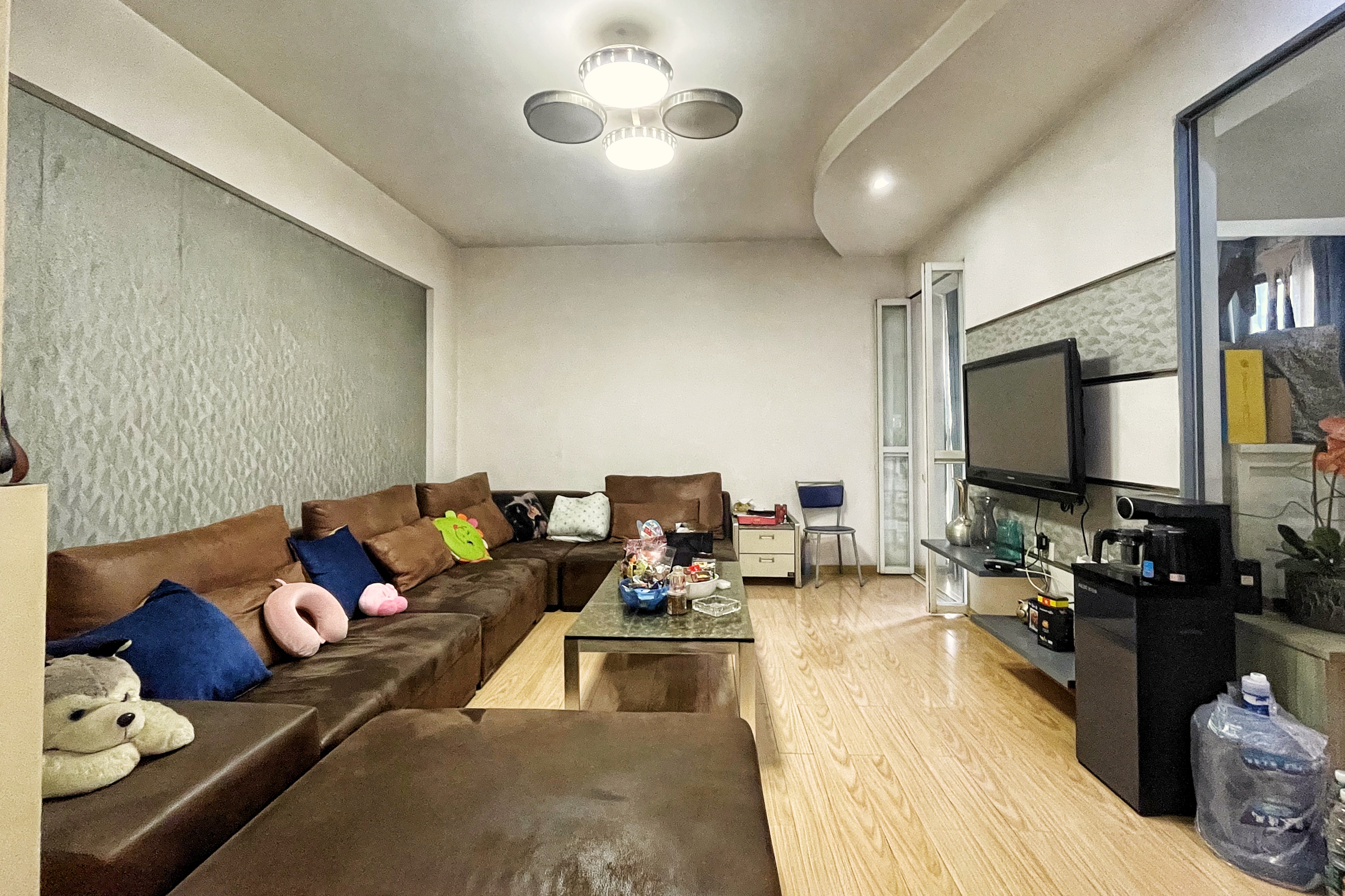 滨江君悦香邸  2室2厅1卫    95.0万 滨江君悦香邸  2室2厅1卫    95.0万