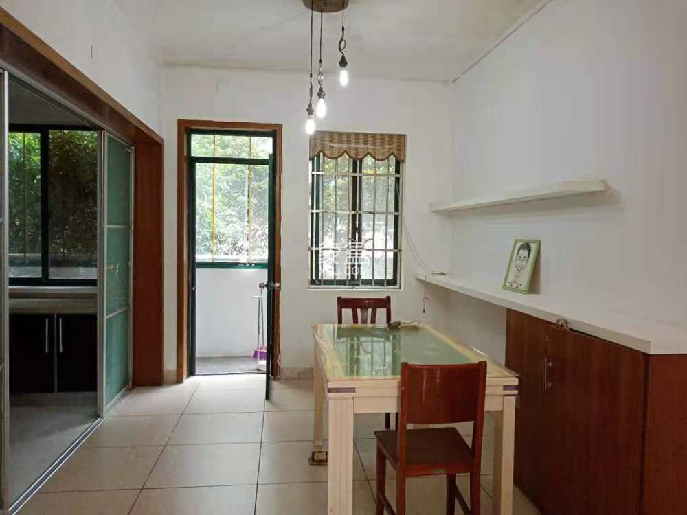 海创明珠花园 3室2厅2卫 52.0万 海创明珠花园 3室2厅2卫 52.0万室内图