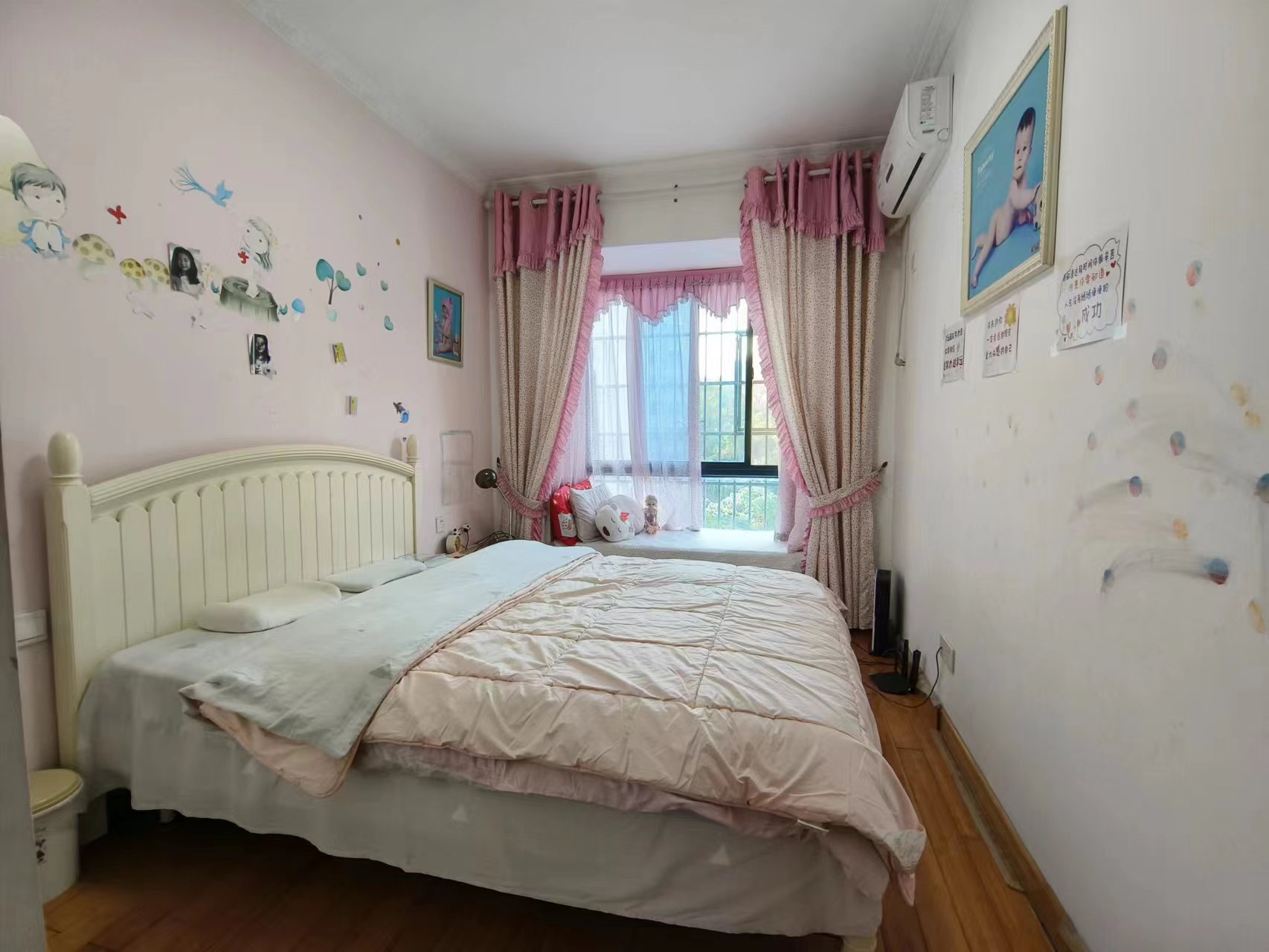 圣华名城建设北路110号 4室2厅2卫 49.0万 圣华名城建设北路110号 4室2厅2卫 49.0万室内图