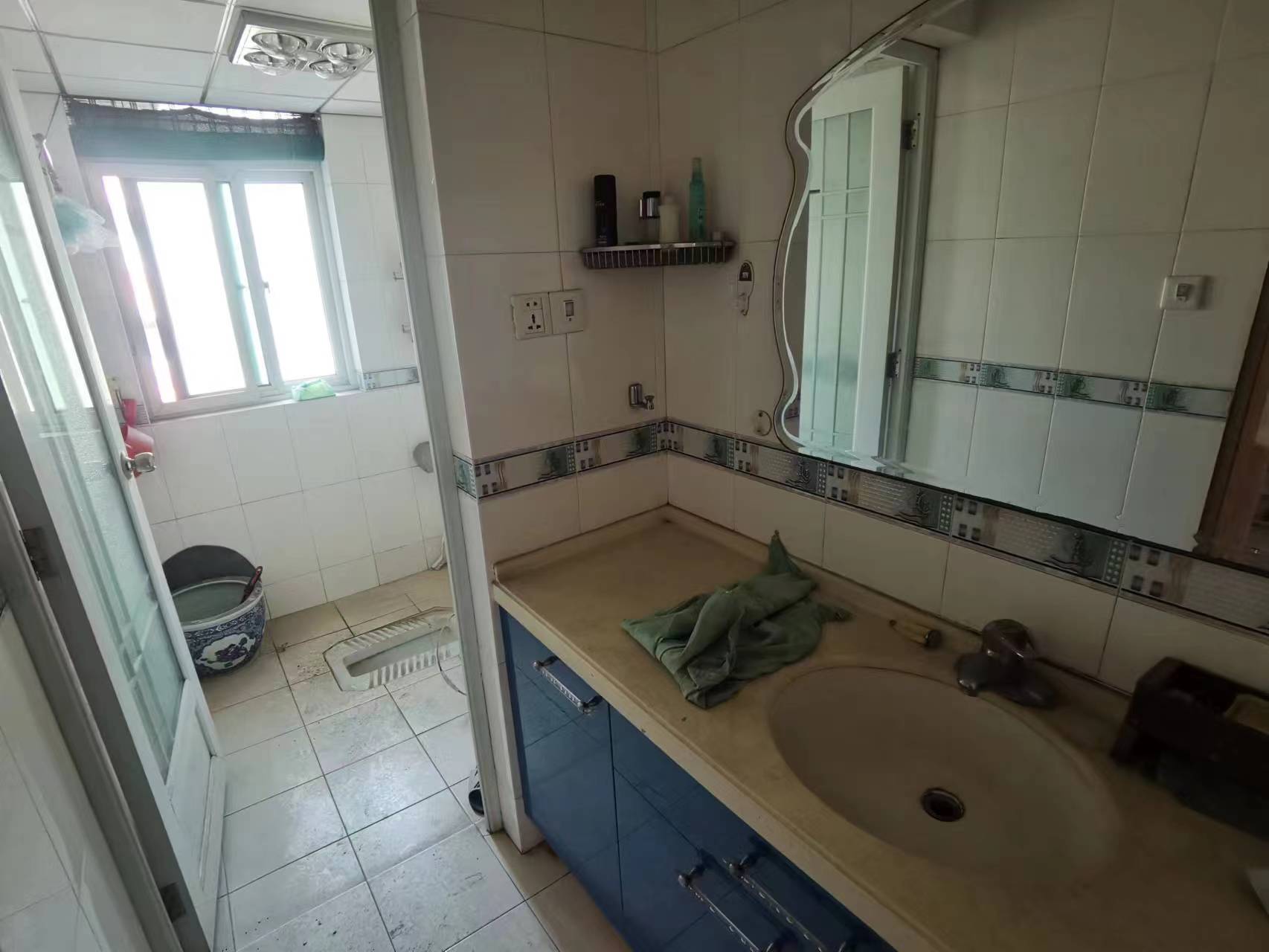 珠江花园 4室2厅2卫 88.0万 珠江花园 4室2厅2卫 88.0万室内图