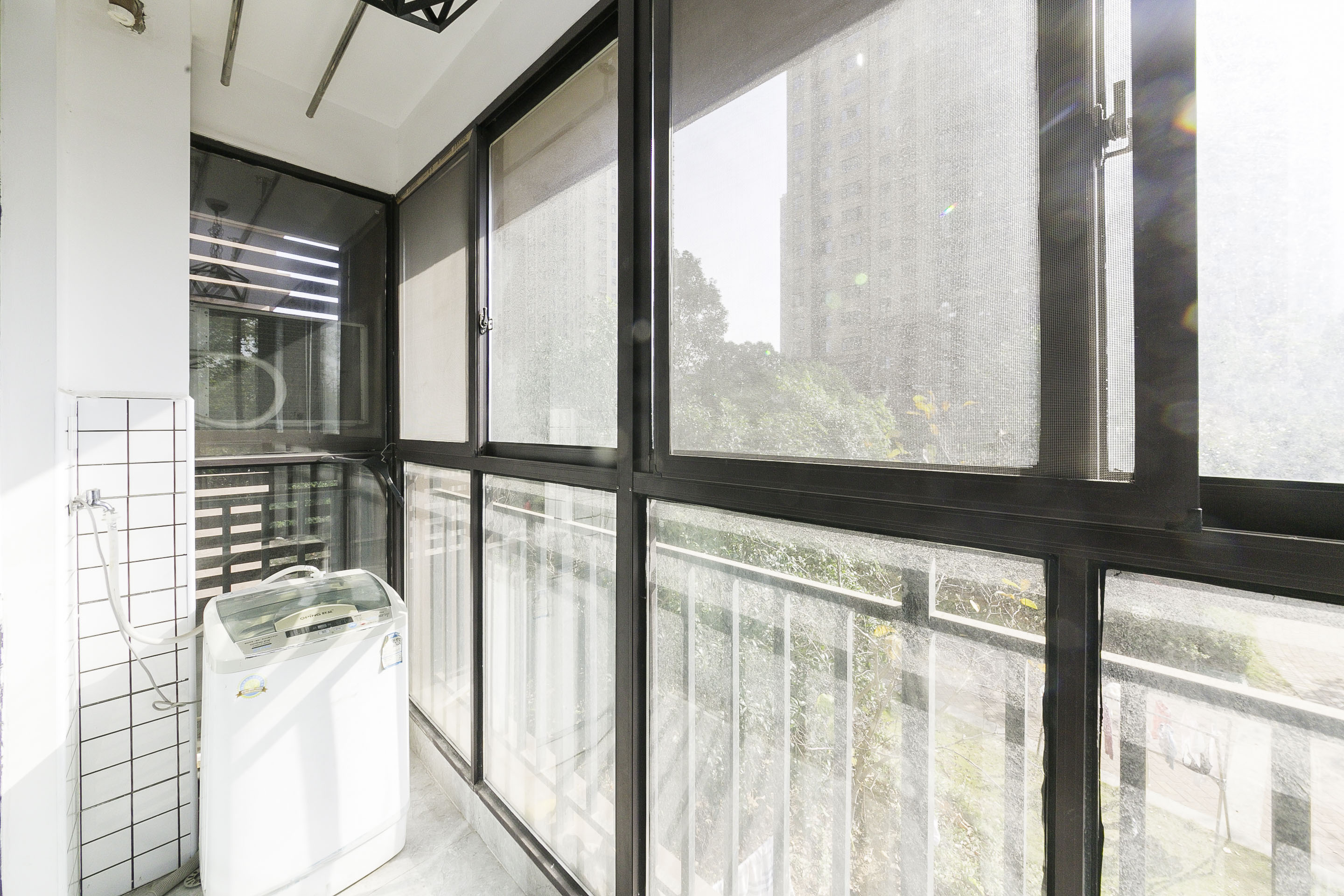 中建信和城  2室2厅1卫   95.00万阳台