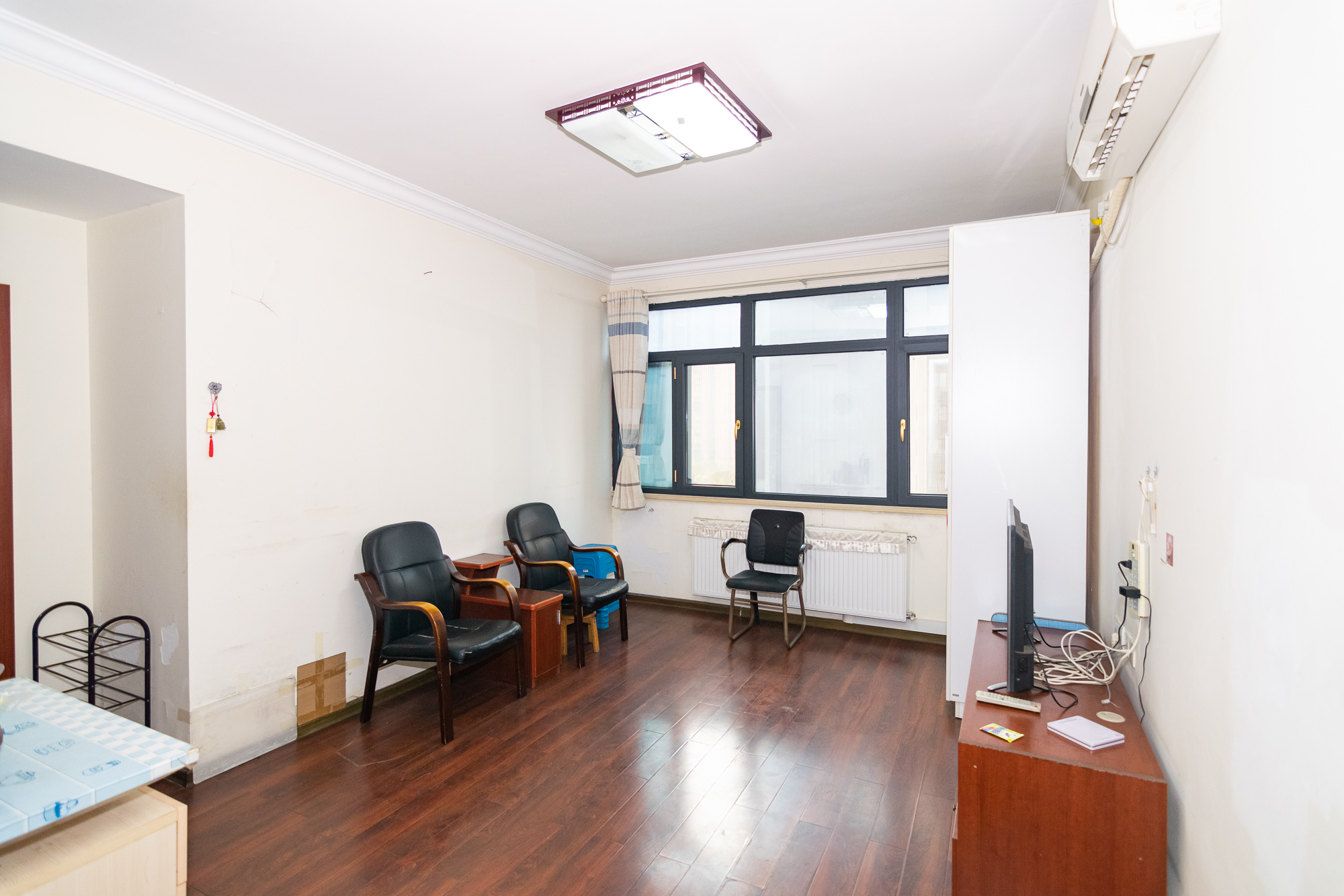 康乃馨老年生活示范城  2室1厅1卫    50.0万 康乃馨老年生活示范城  2室1厅1卫    50.0万客厅