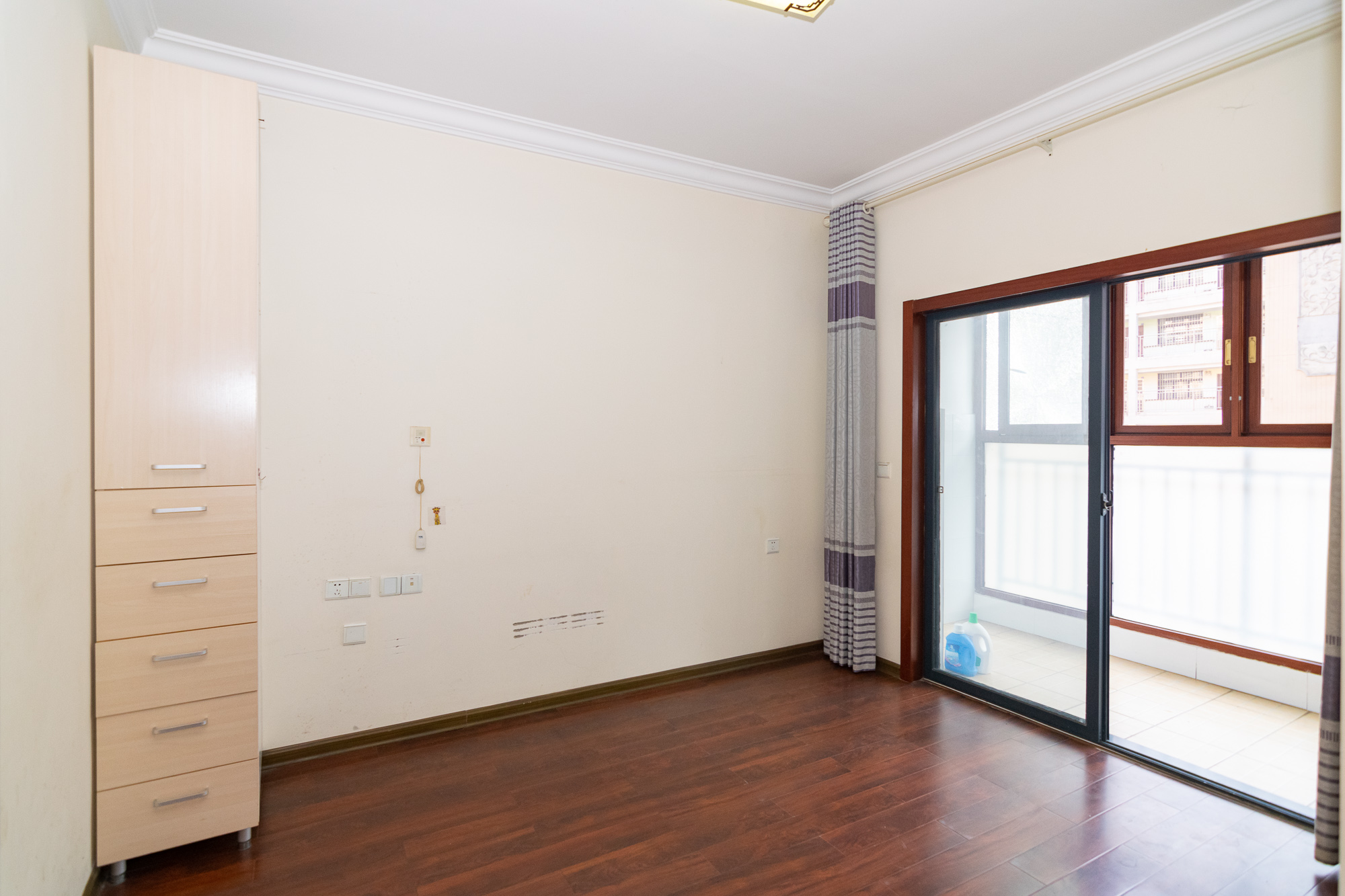 康乃馨老年生活示范城  2室1厅1卫    50.0万 康乃馨老年生活示范城  2室1厅1卫    50.0万卧室