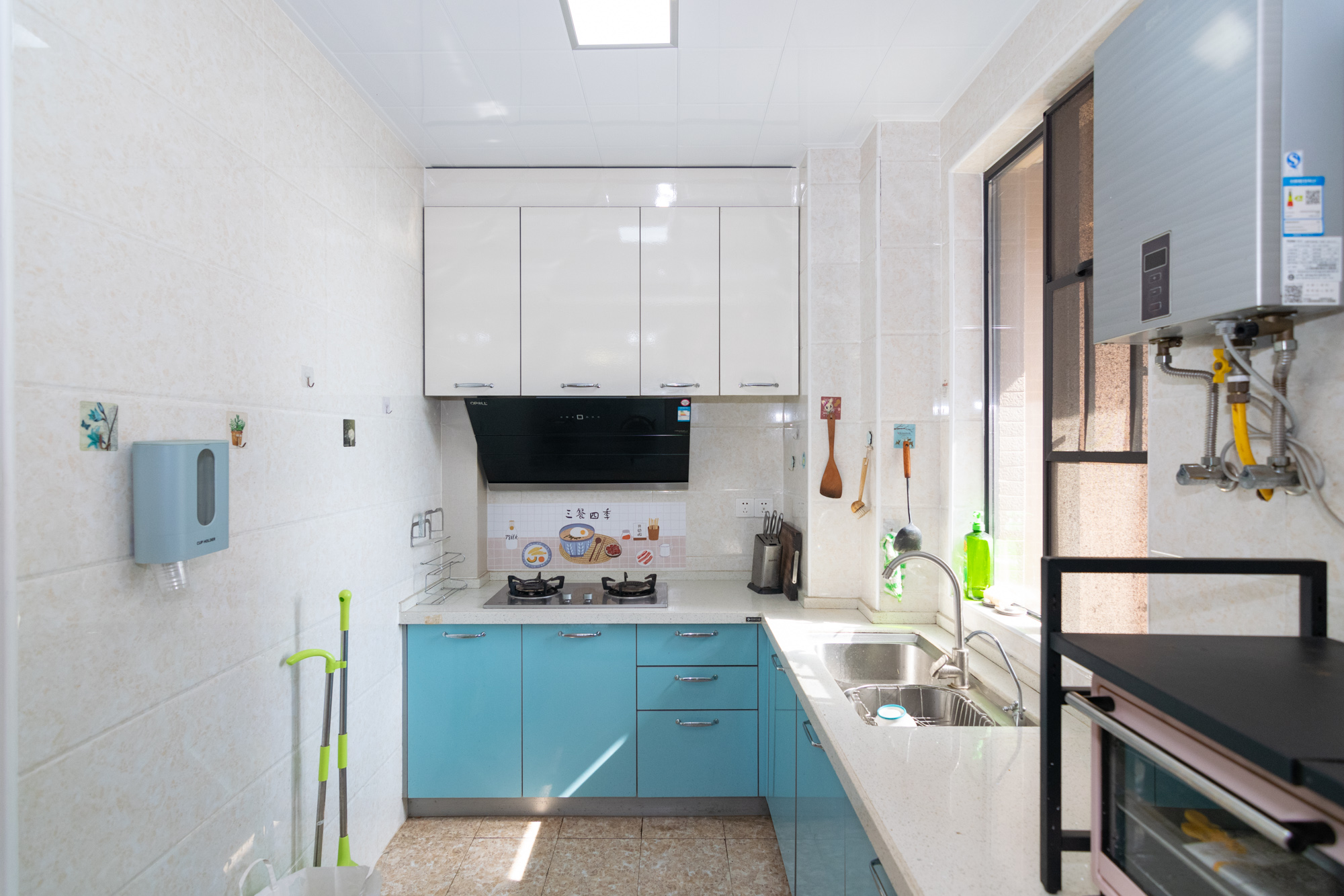 长燃新奥佳园 2室2厅1卫 79.0万 长燃新奥佳园 2室2厅1卫 79.0万厨房