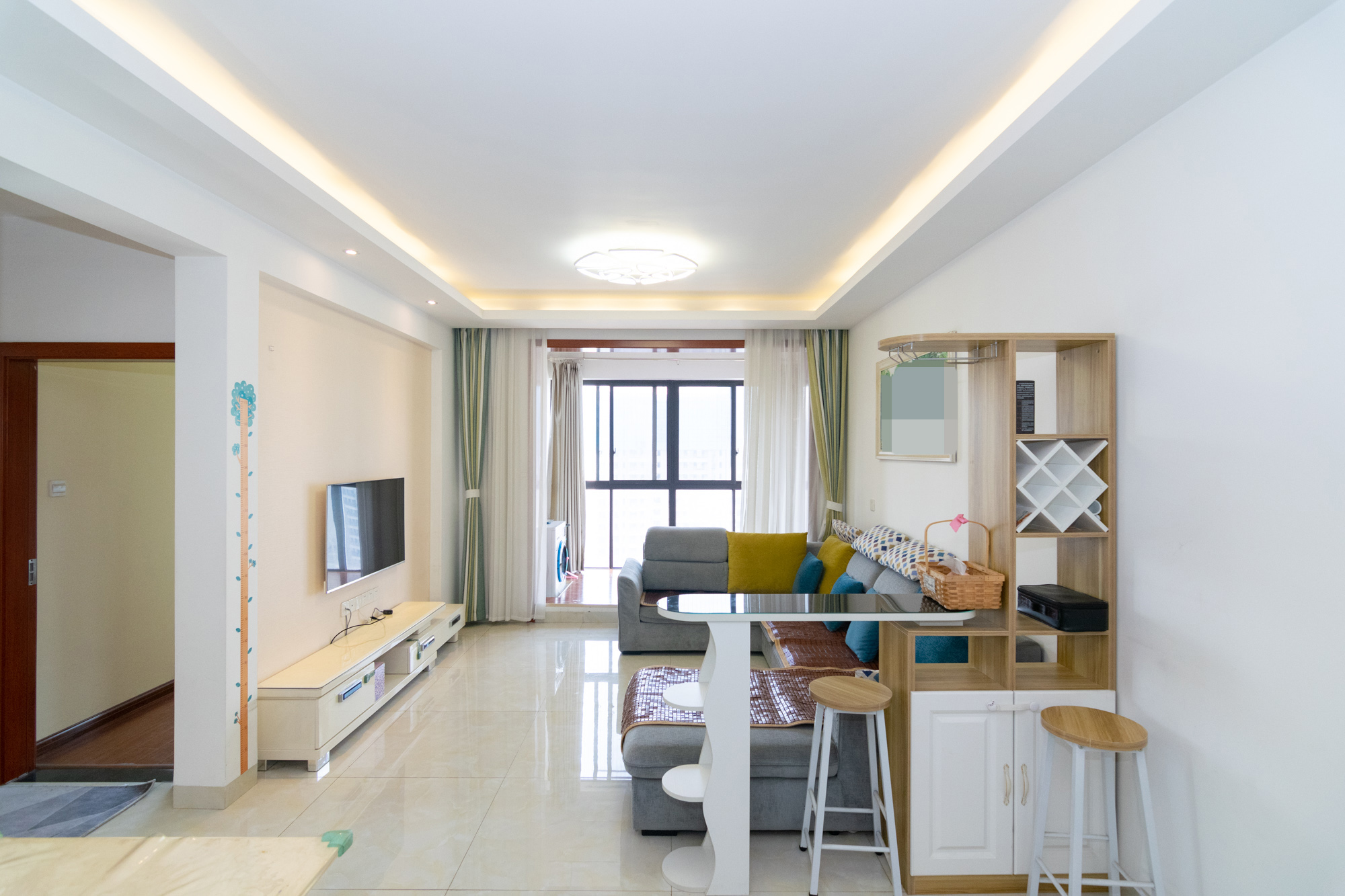 长燃新奥佳园 2室2厅1卫 79.0万 长燃新奥佳园 2室2厅1卫 79.0万客厅