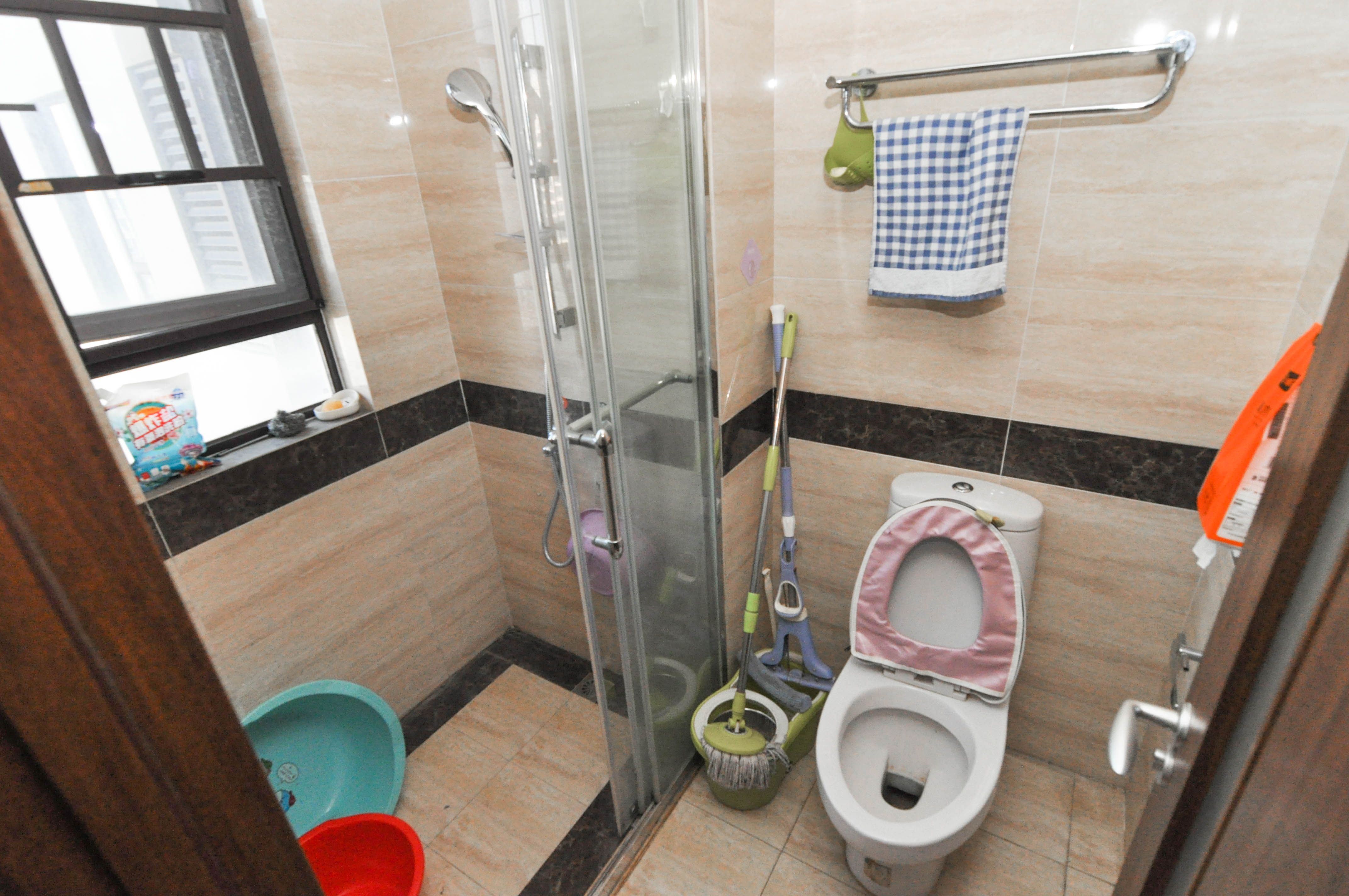 万科里梅溪郡  3室2厅2卫    272.8万 万科里梅溪郡  3室2厅2卫    272.8万卫生间