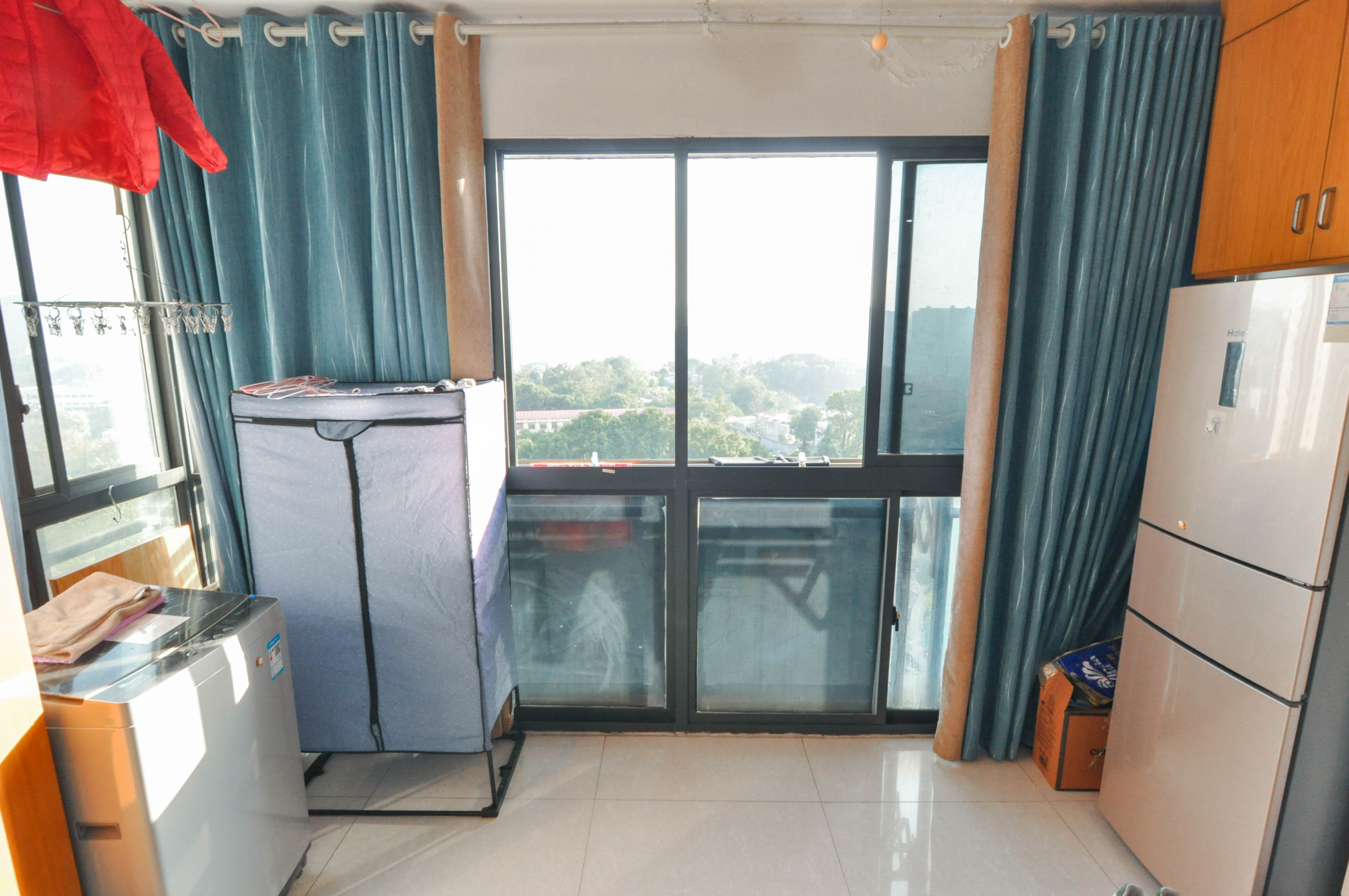 海林馨香雅苑  2室2厅1卫    86.0万 海林馨香雅苑  2室2厅1卫    86.0万卧室