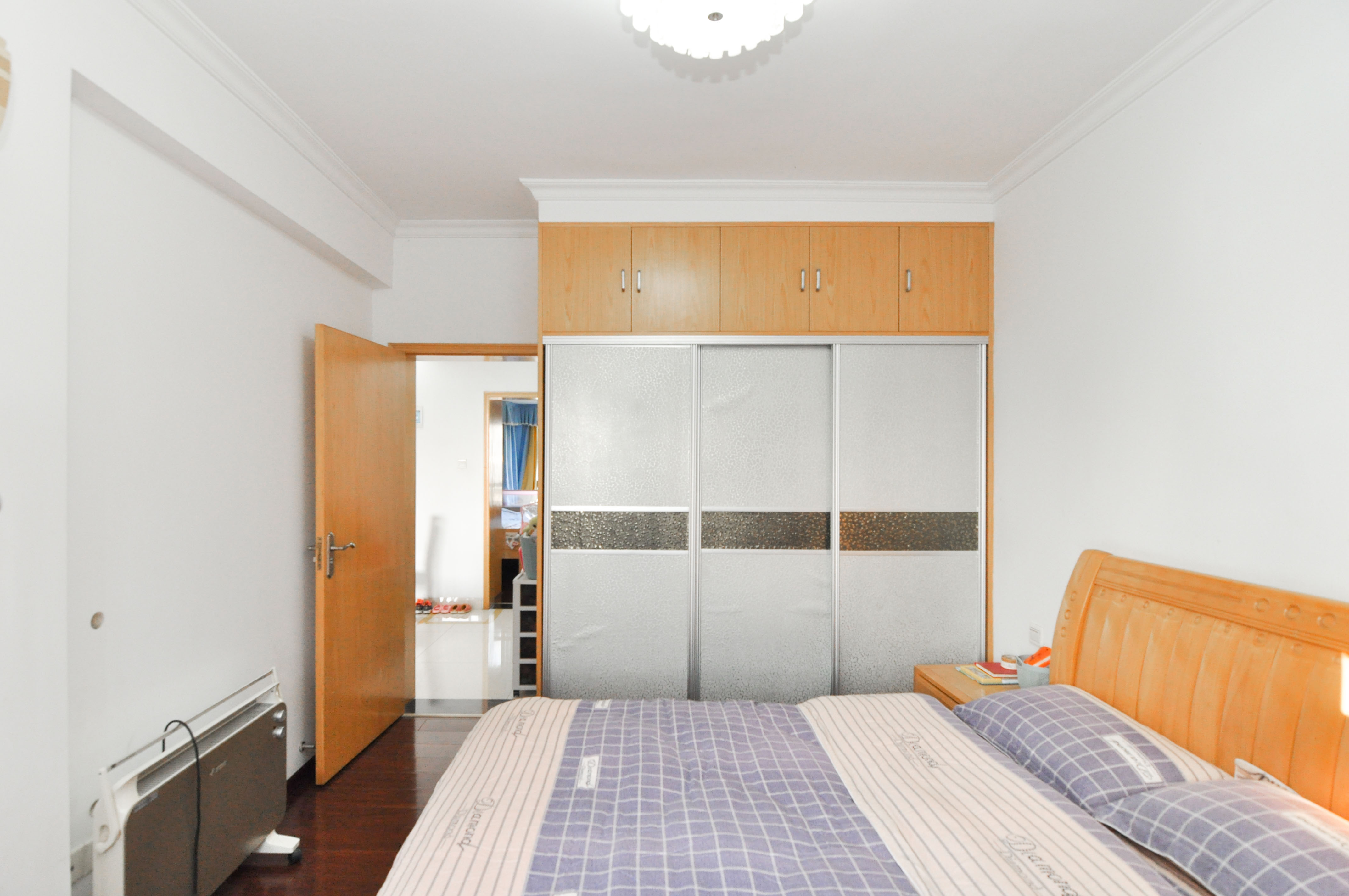 海林馨香雅苑  2室2厅1卫    86.0万 海林馨香雅苑  2室2厅1卫    86.0万卧室