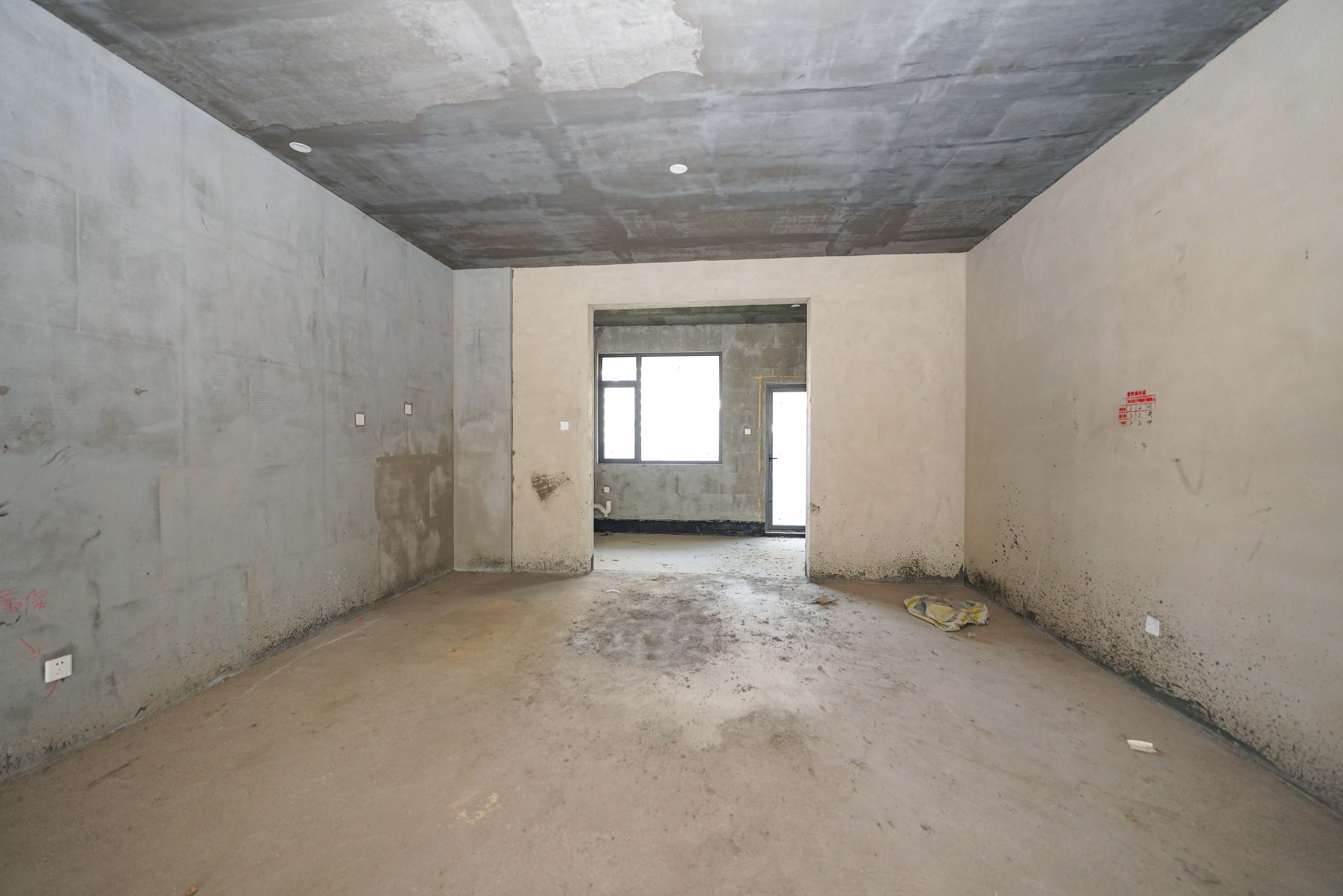 福天藏郡院子 5室2厅3卫 188.0万 福天藏郡院子 5室2厅3卫 188.0万客厅