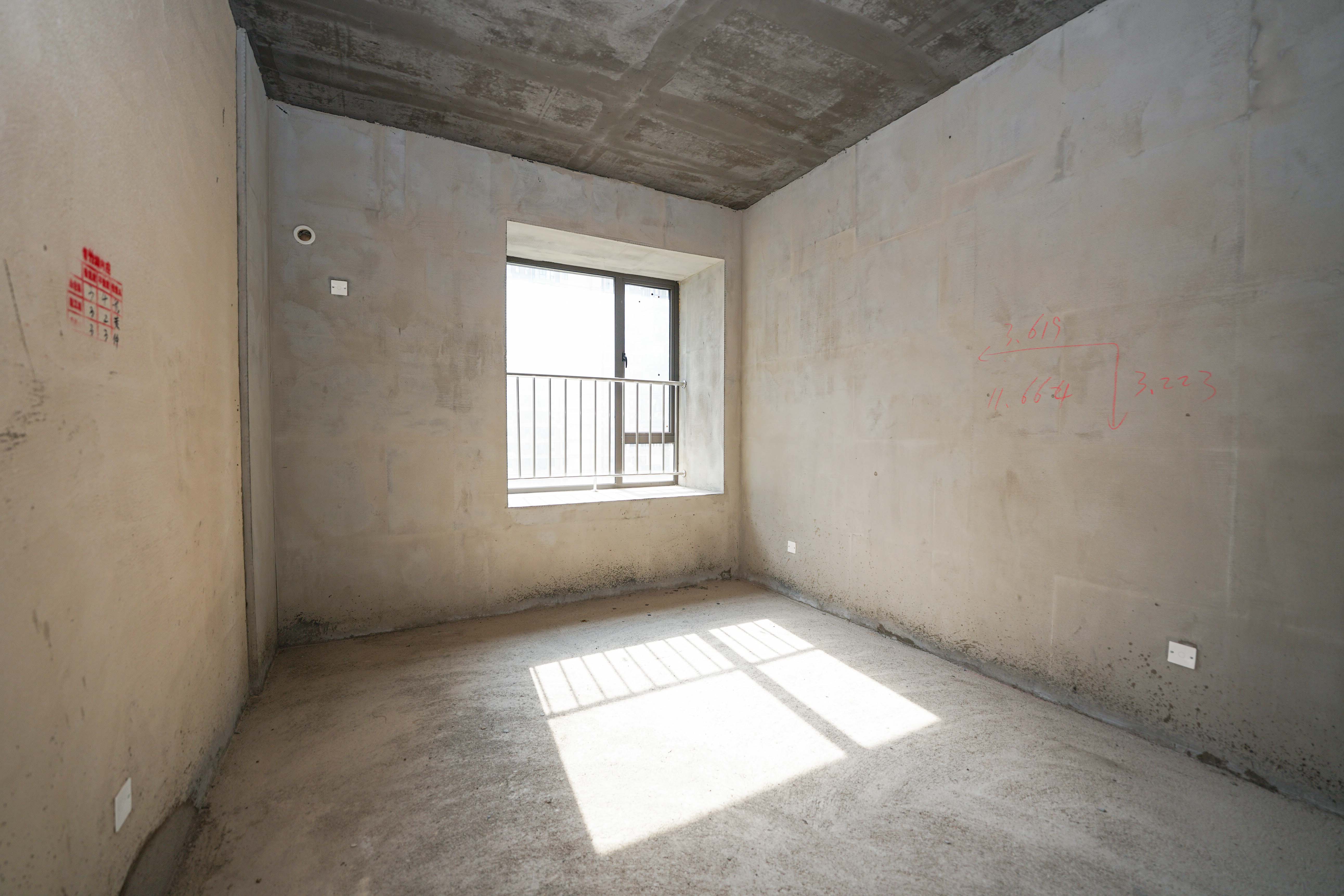 福天藏郡院子 5室2厅3卫 188.0万 福天藏郡院子 5室2厅3卫 188.0万卧室