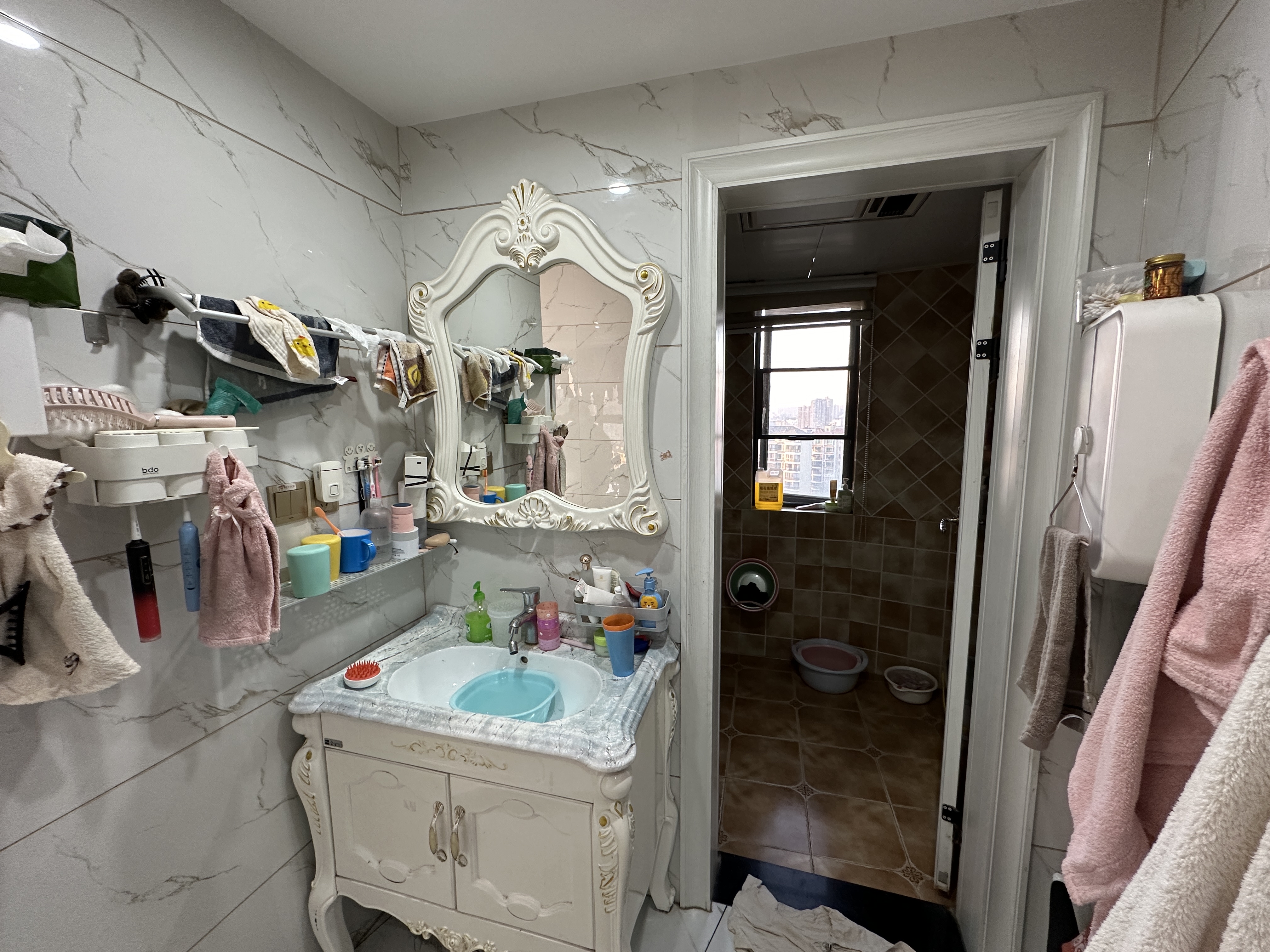 金碧花园 3室2厅2卫 84.0万 金碧花园 3室2厅2卫 84.0万室内图