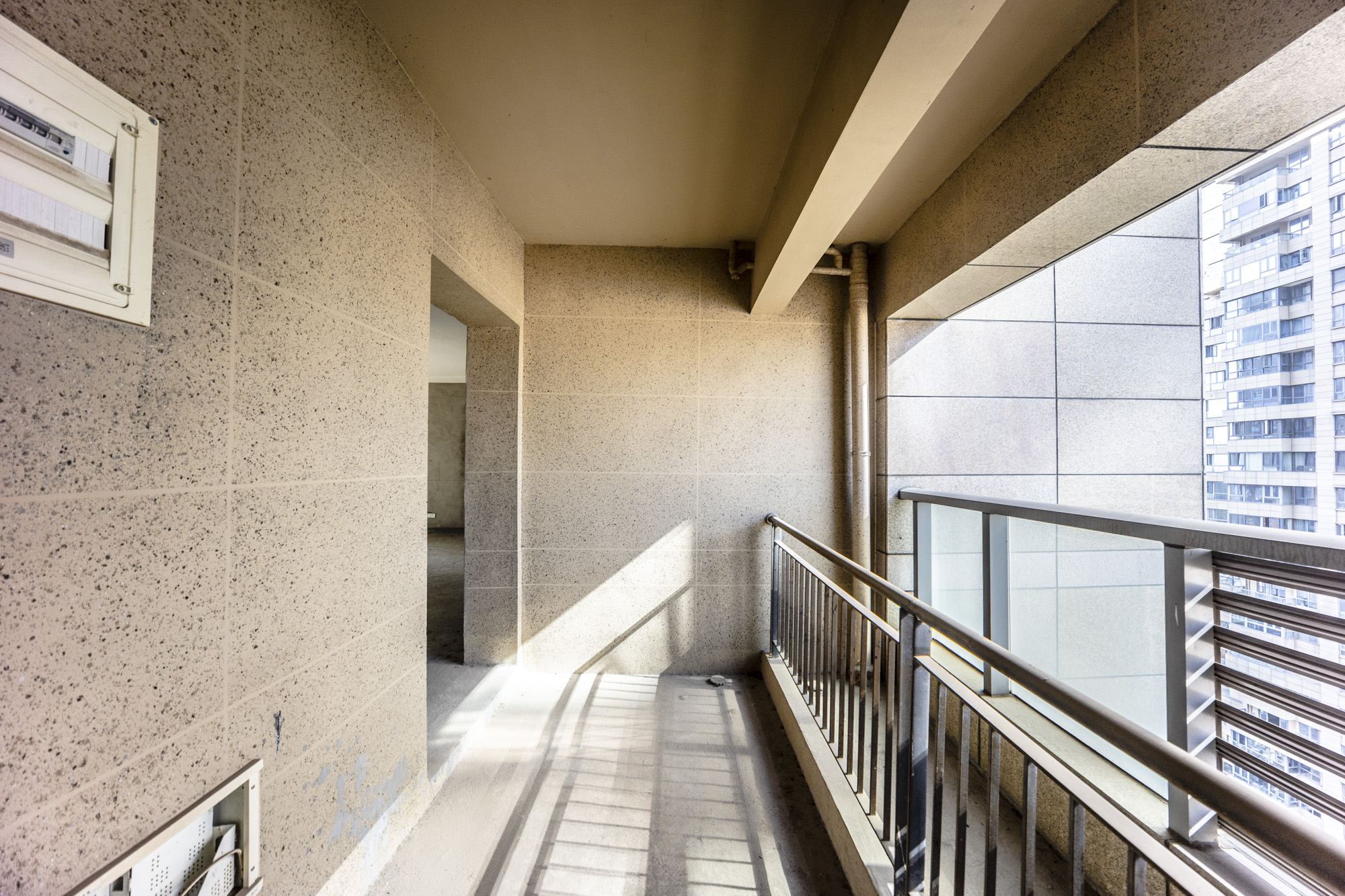 保利国际广场 4室2厅1卫 268.0万 保利国际广场 4室2厅1卫 268.0万其他