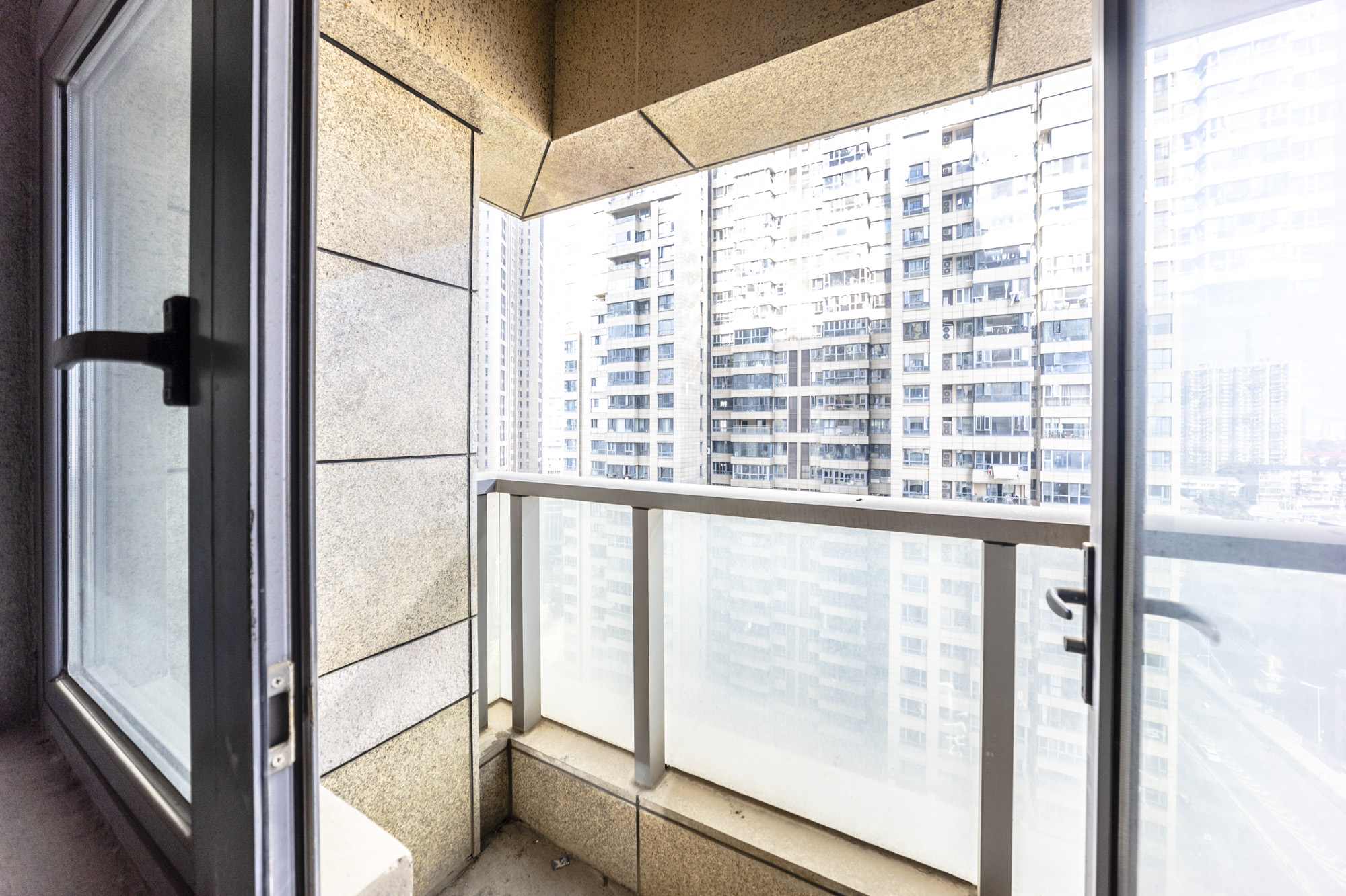 保利国际广场 4室2厅1卫 268.0万 保利国际广场 4室2厅1卫 268.0万其他