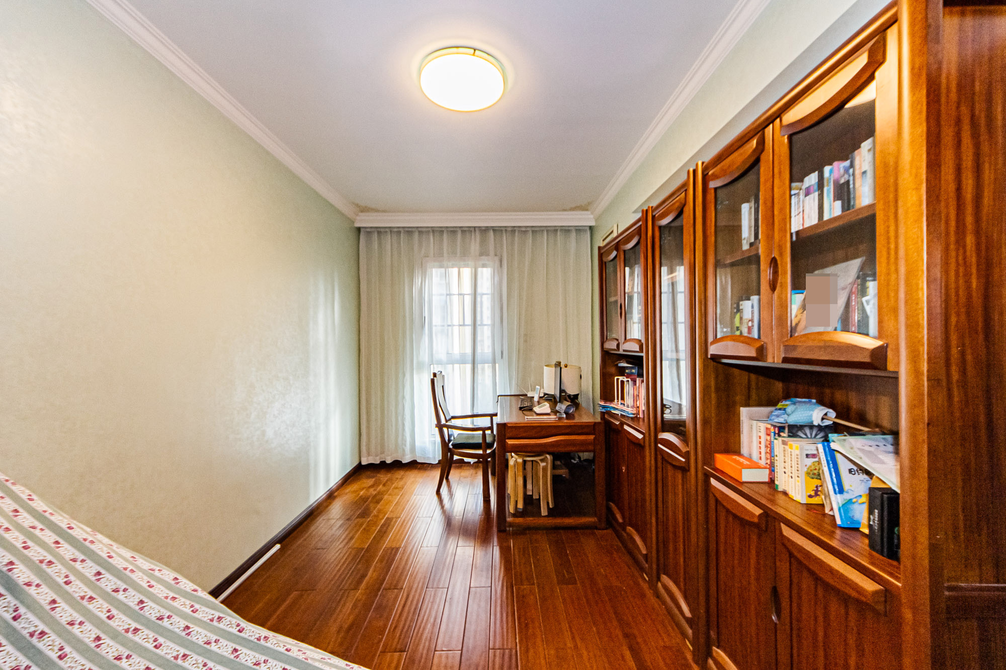 万国城(当代满庭春MOMA)三期 3室2厅2卫 188.0万 万国城(当代满庭春MOMA)三期 3室2厅2卫 188.0万卧室