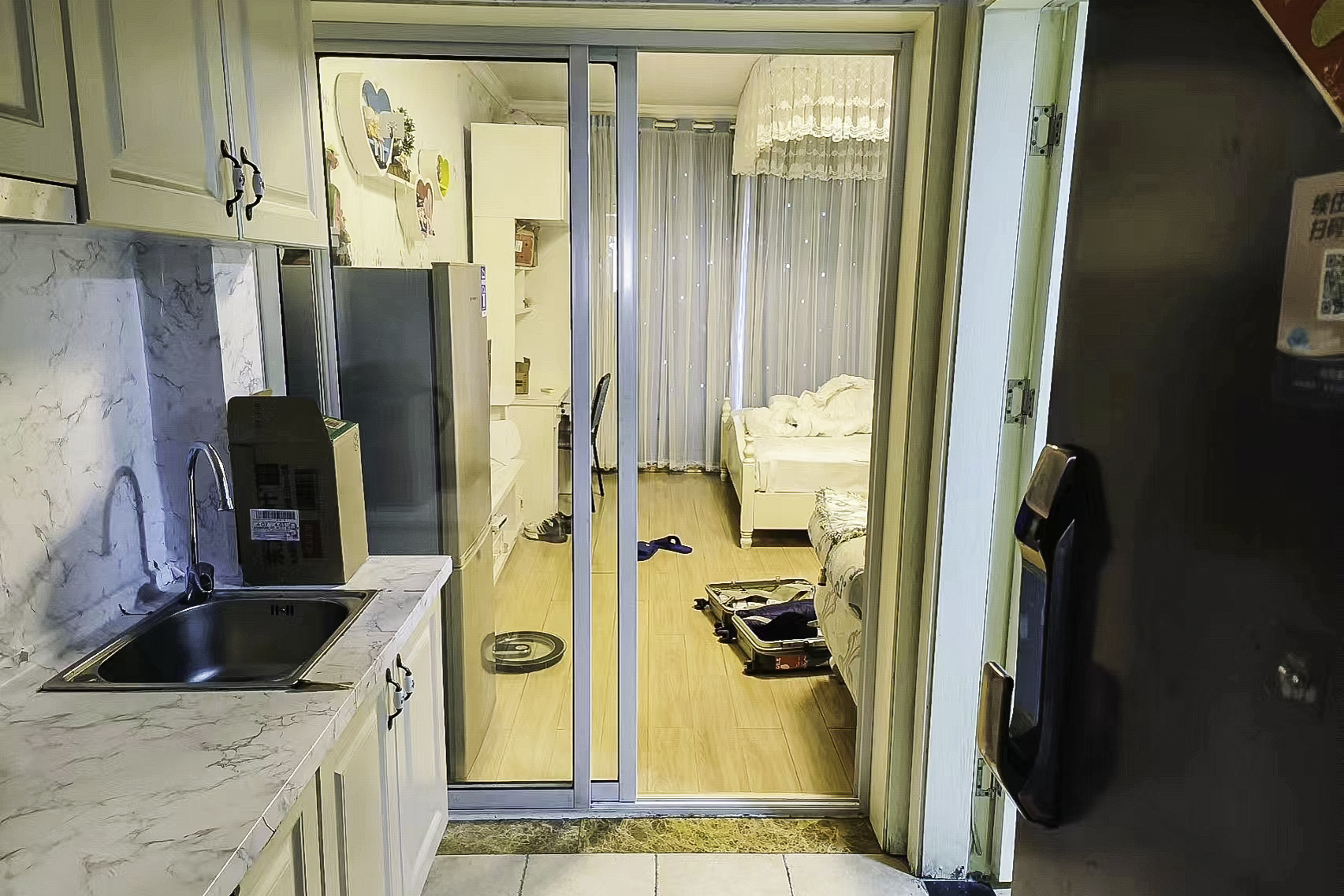 万芙锦城  1室1厅1卫    26.0万厨房