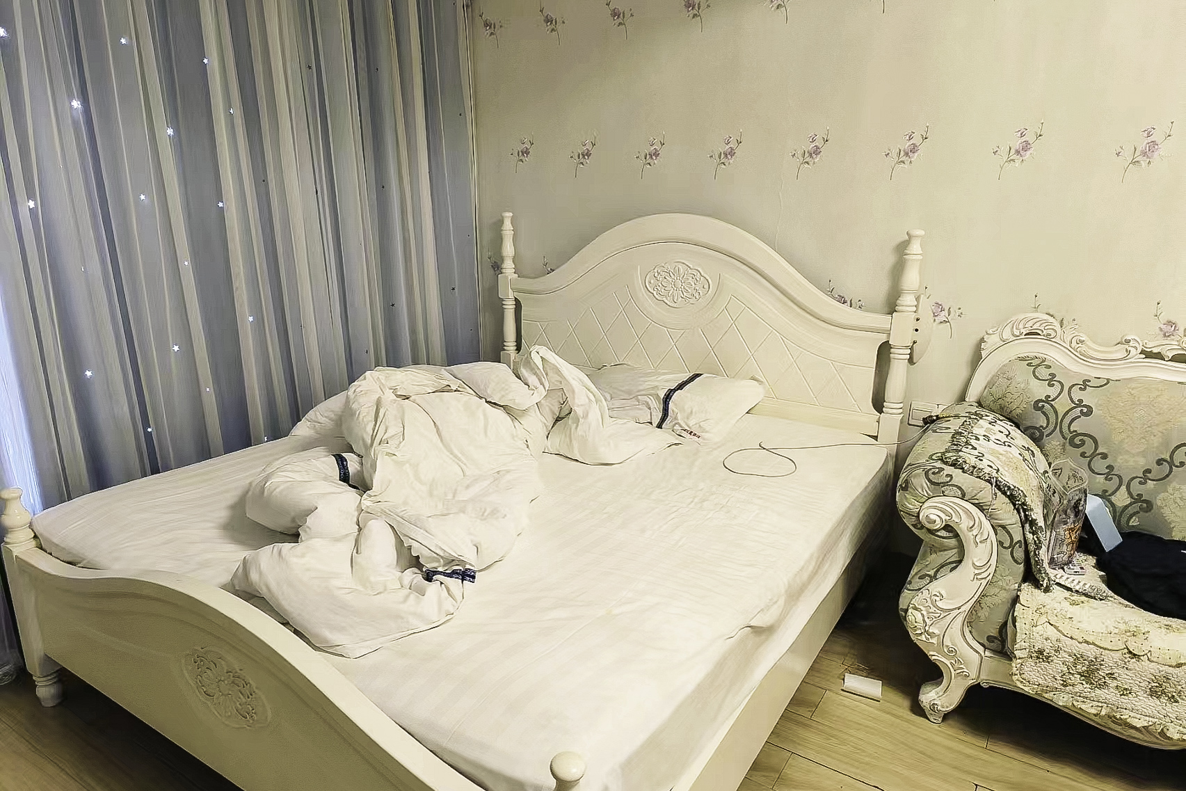 万芙锦城  1室1厅1卫    26.0万卧室