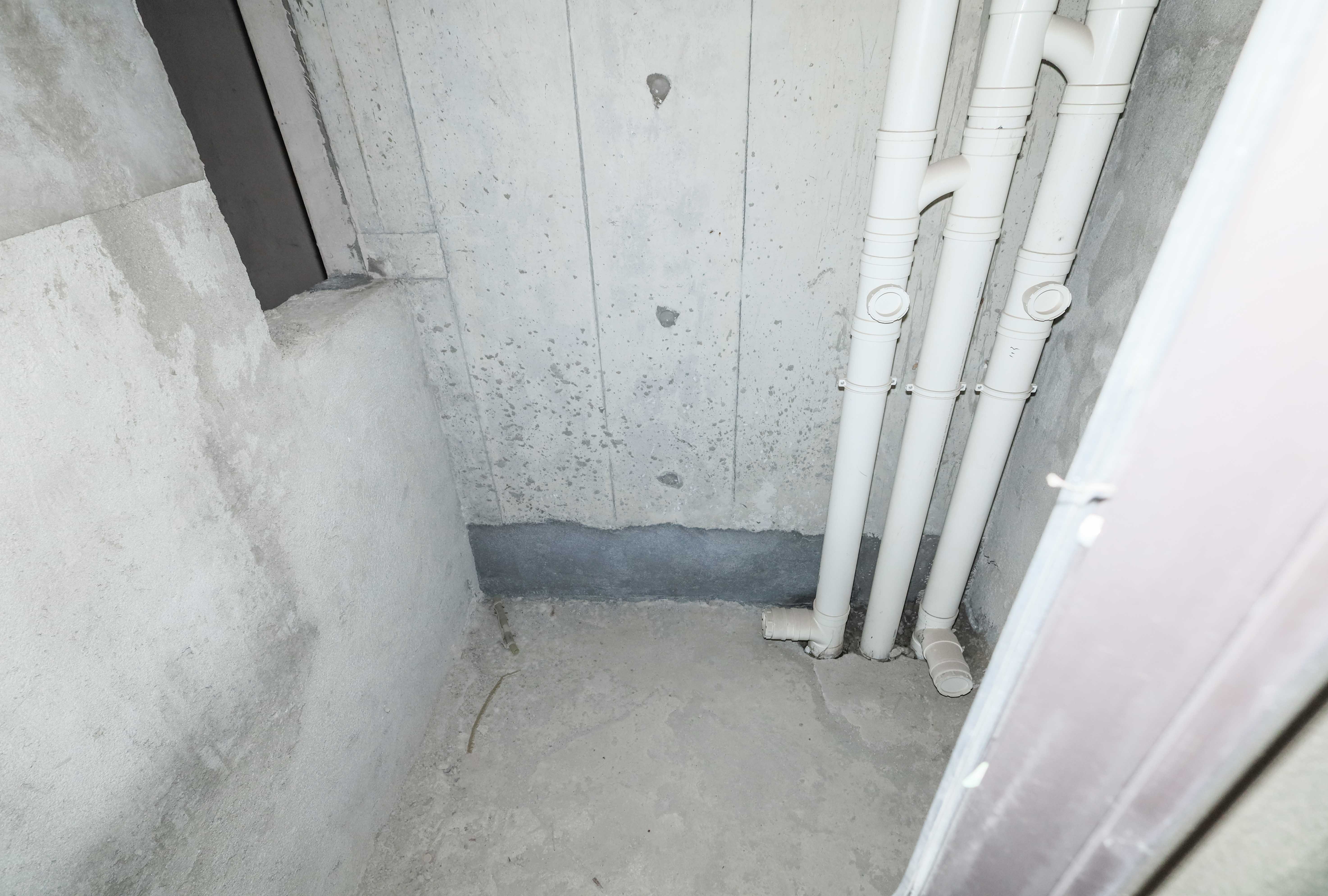建发央著  4室2厅2卫   215.00万卫生间