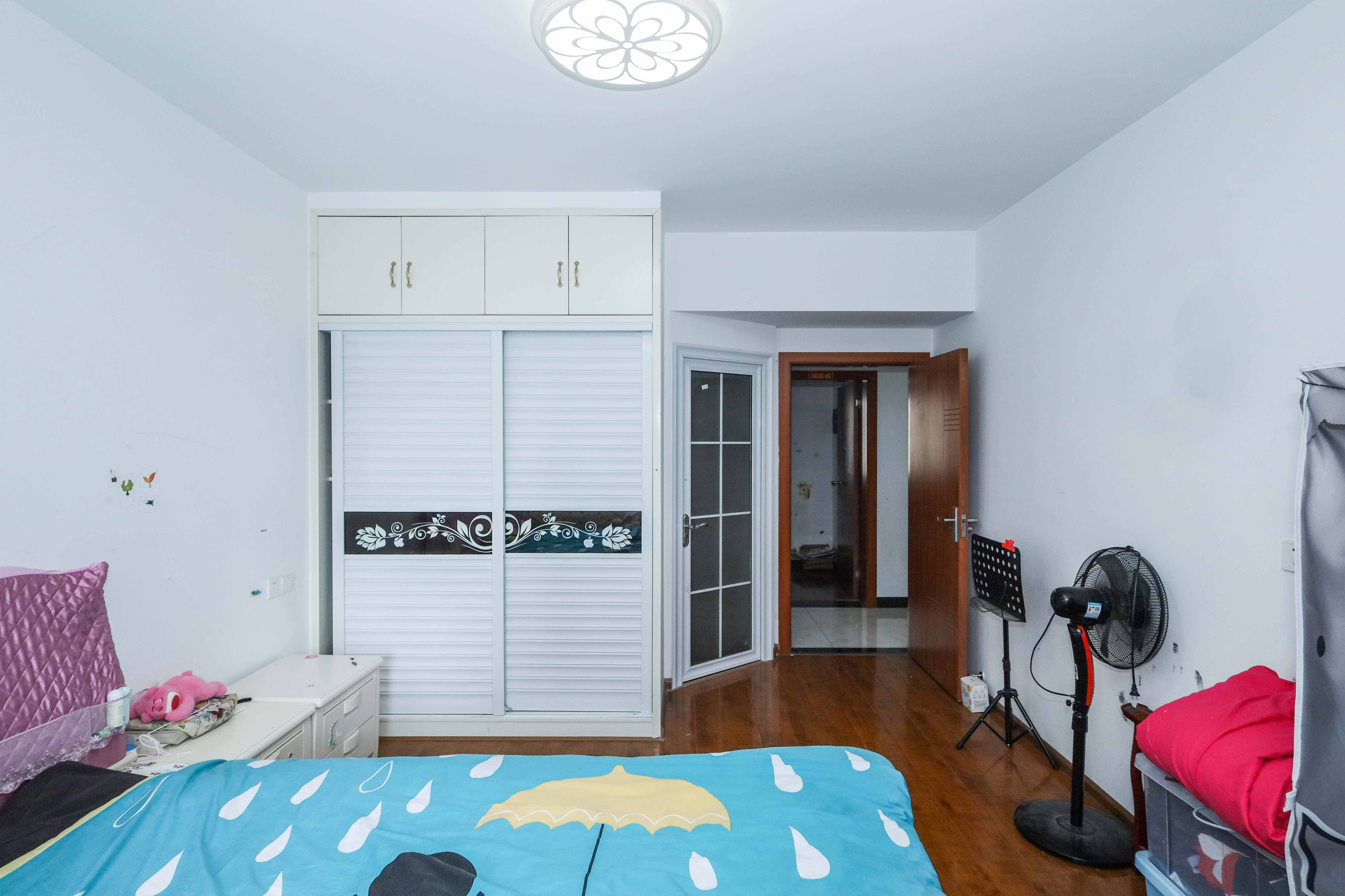 桔洲新苑（桔洲印象）  3室2厅2卫    98.0万卧室