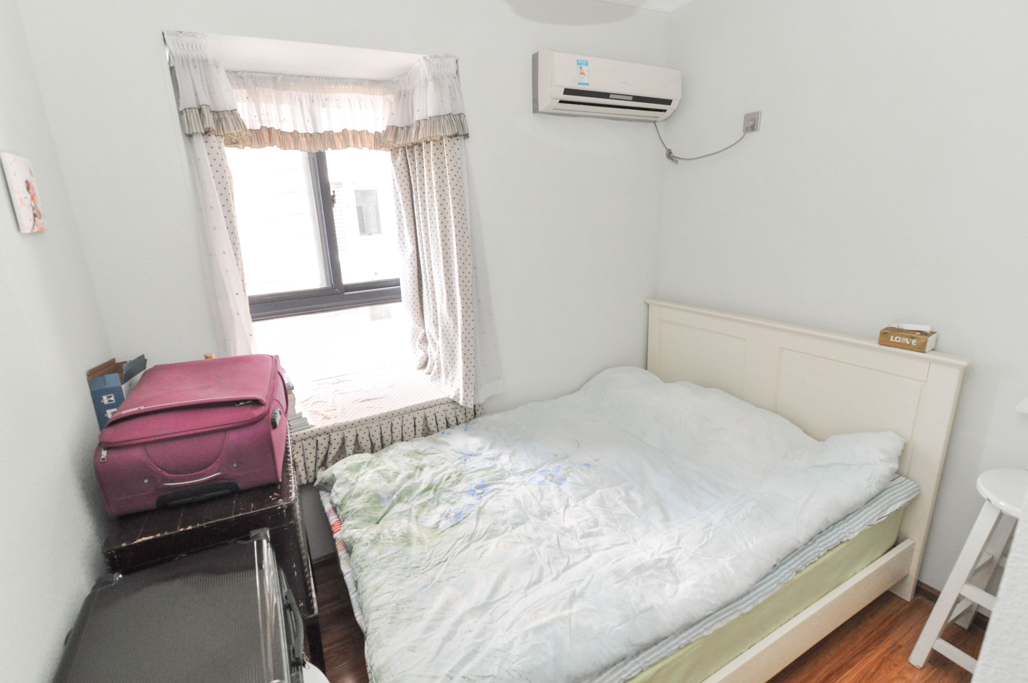 高鑫麓城 2室2厅1卫 98.0万 高鑫麓城 2室2厅1卫 98.0万卧室