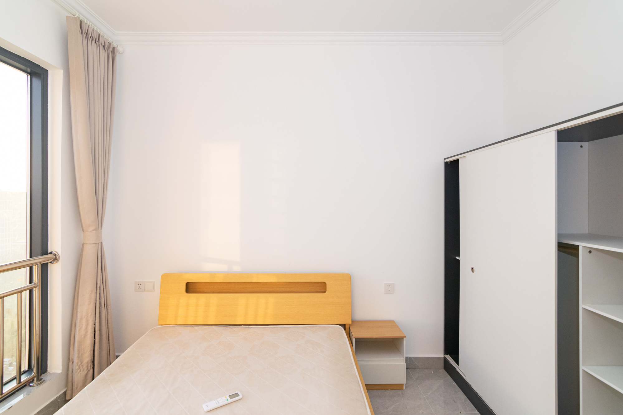 富兴悦府(富兴学府名邸) 2室2厅1卫 68.0万 富兴悦府(富兴学府名邸) 2室2厅1卫 68.0万卧室