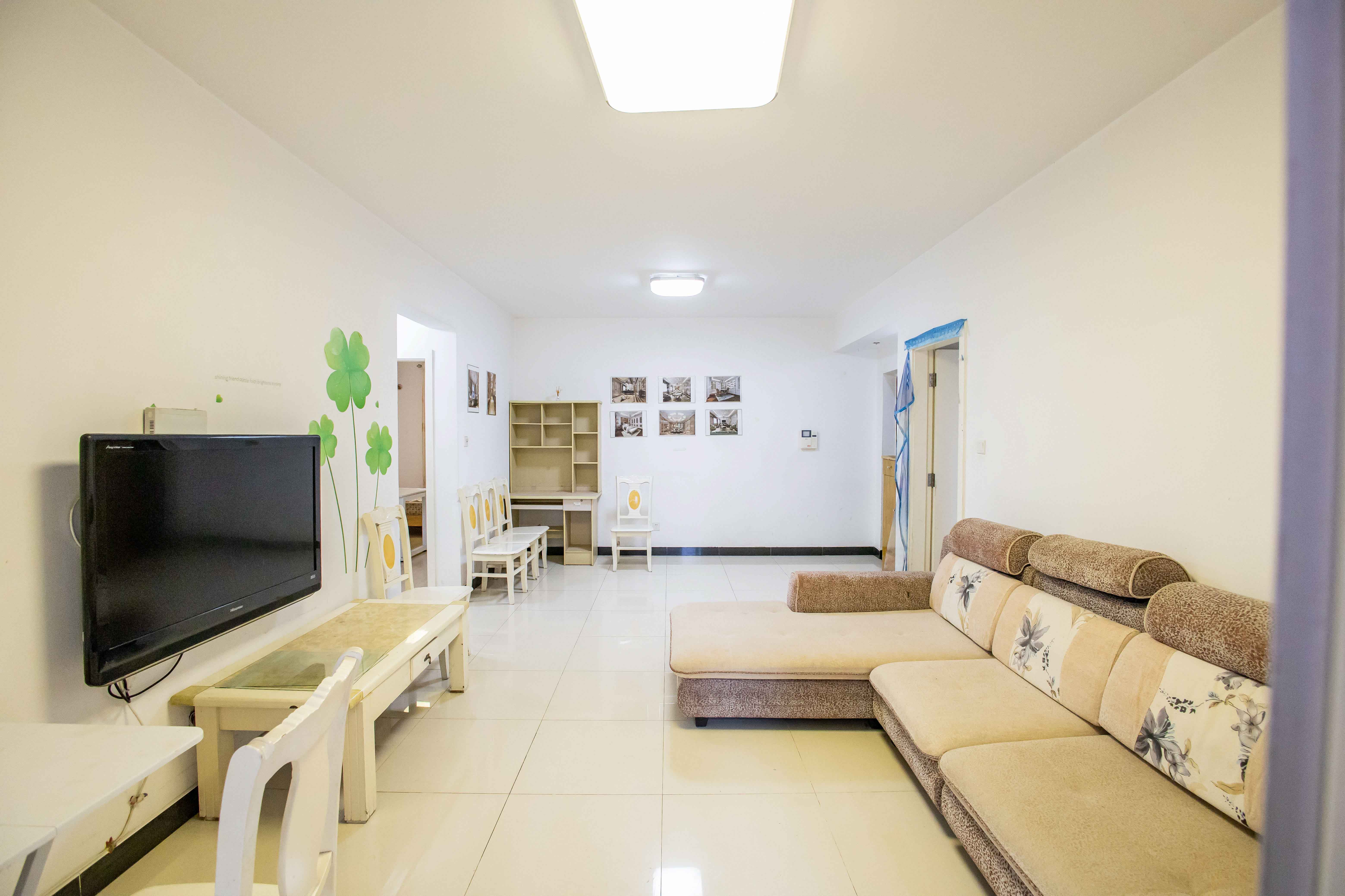 联美品格 2室2厅1卫 59.0万 联美品格 2室2厅1卫 59.0万客厅