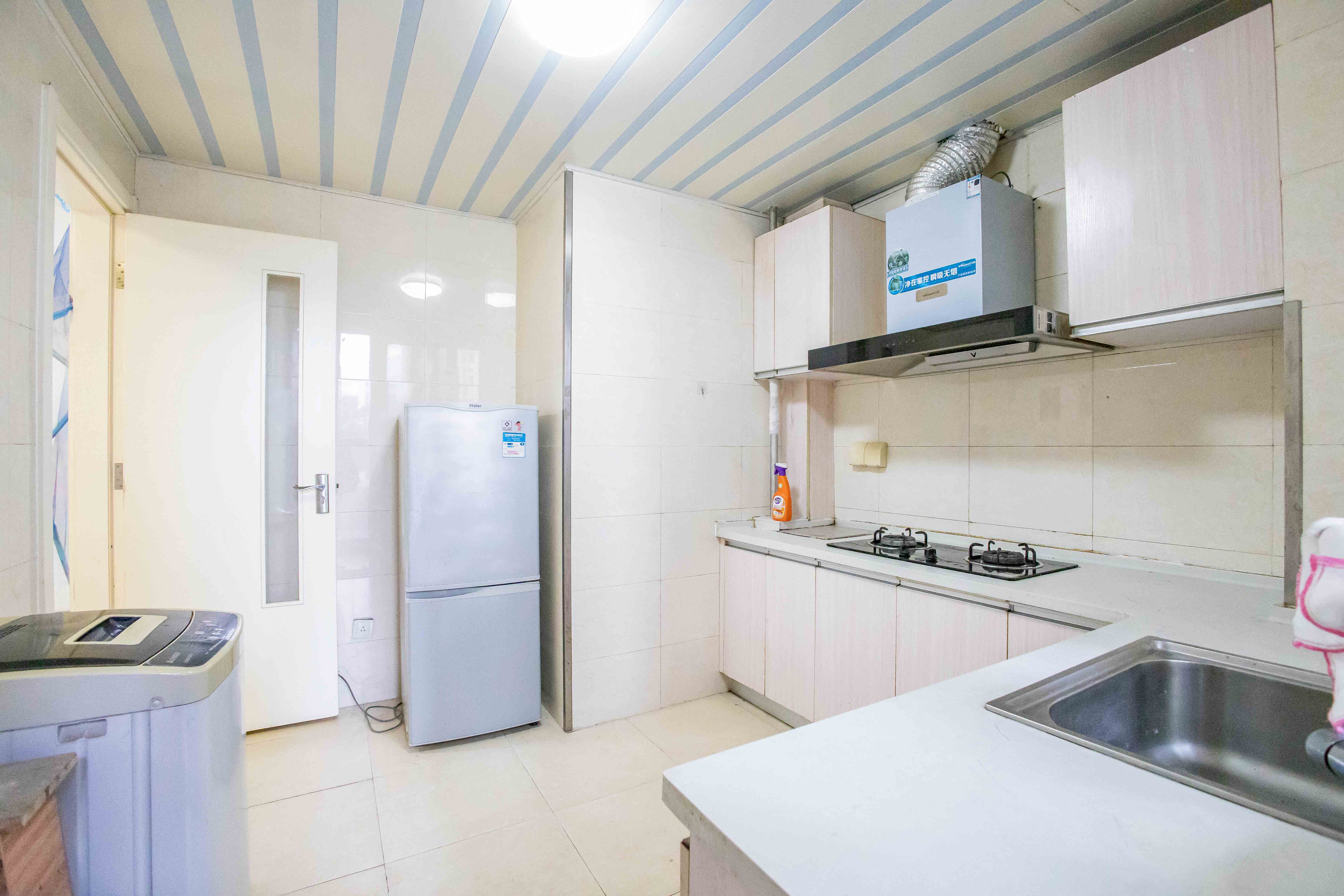 联美品格 2室2厅1卫 59.0万 联美品格 2室2厅1卫 59.0万厨房