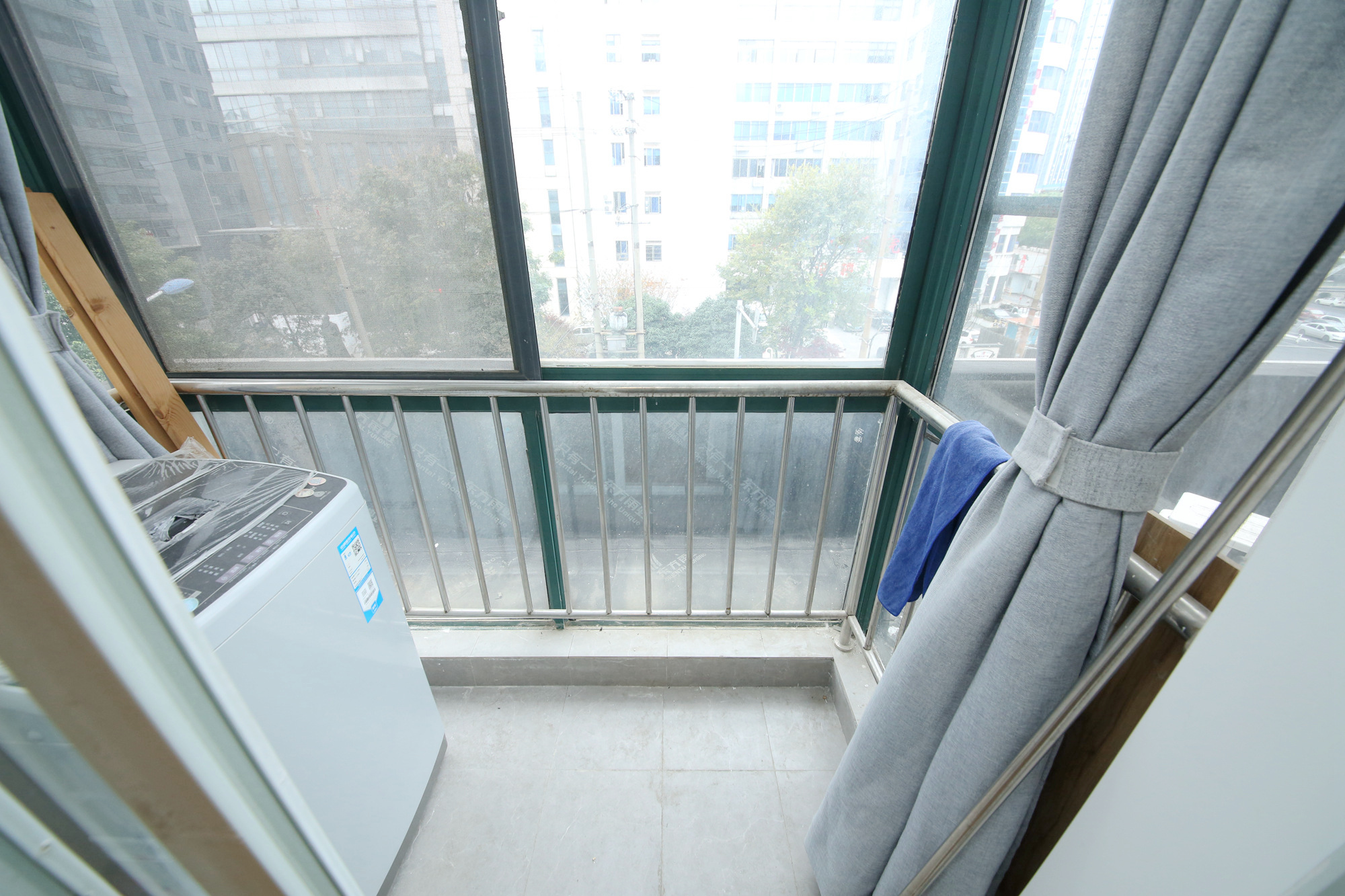 湘江银座  1室1厅1卫   55.00万阳台