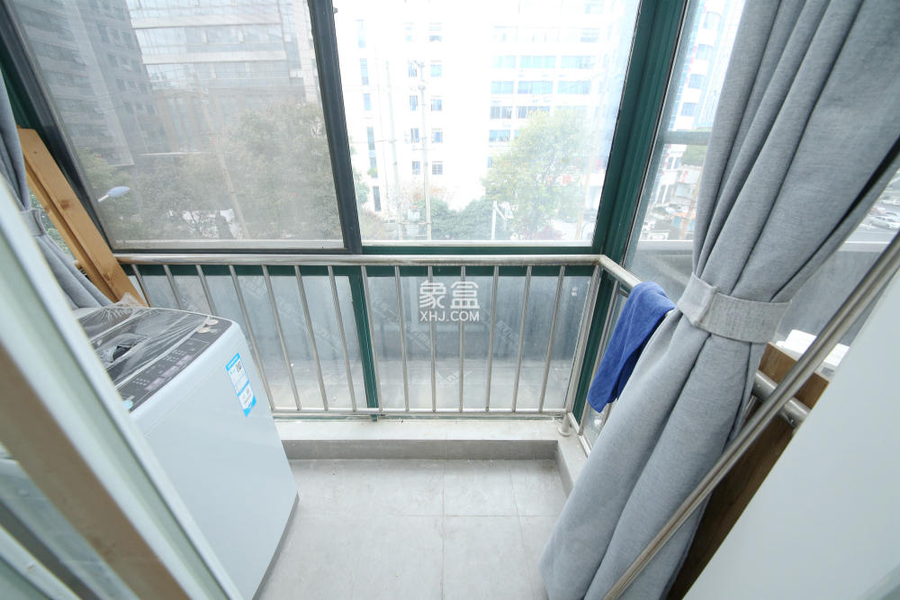 湘江銀座  1室1廳1衛(wèi)   55.00萬