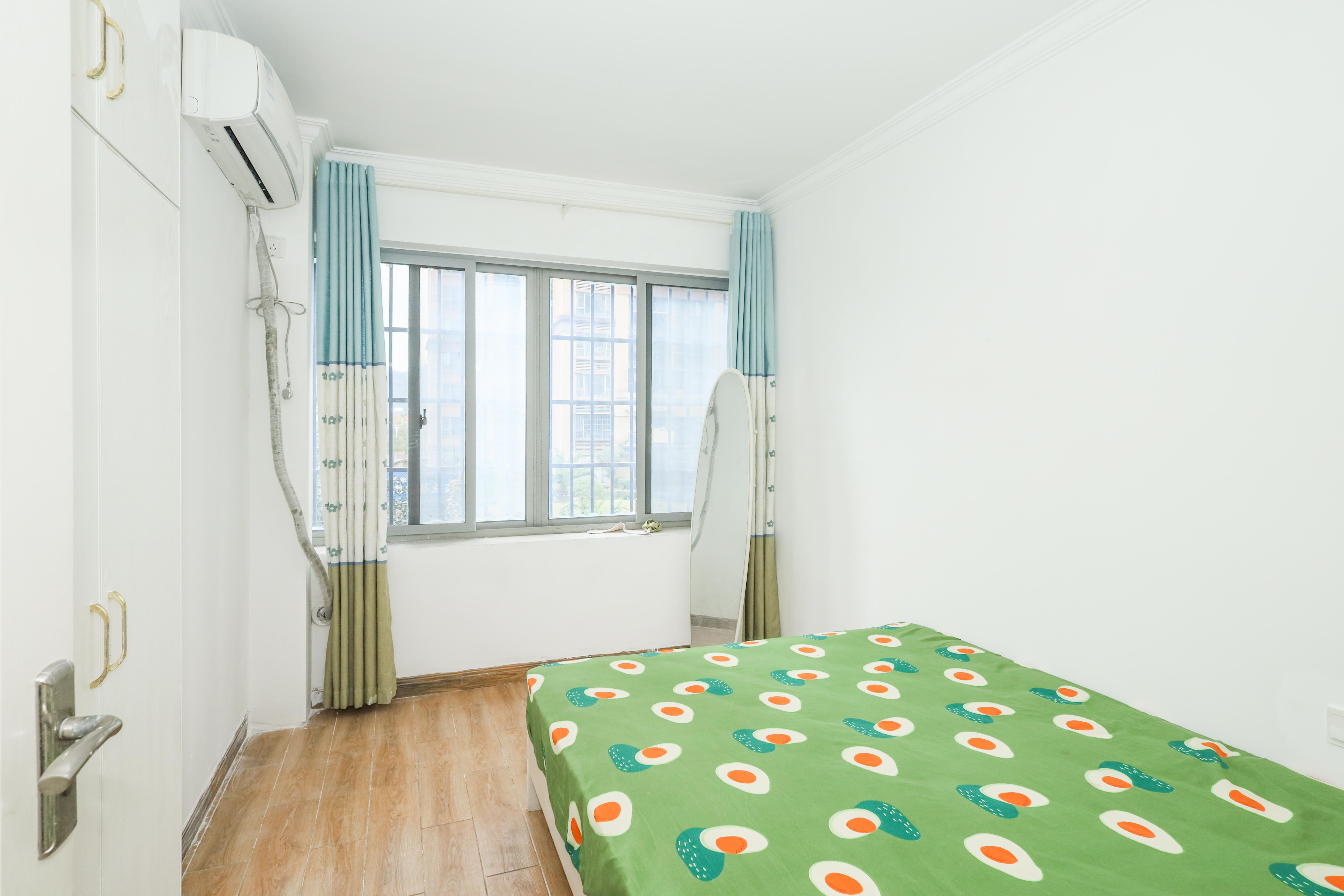 潇湘奥林匹克花园  3室2厅2卫    92.0万卧室