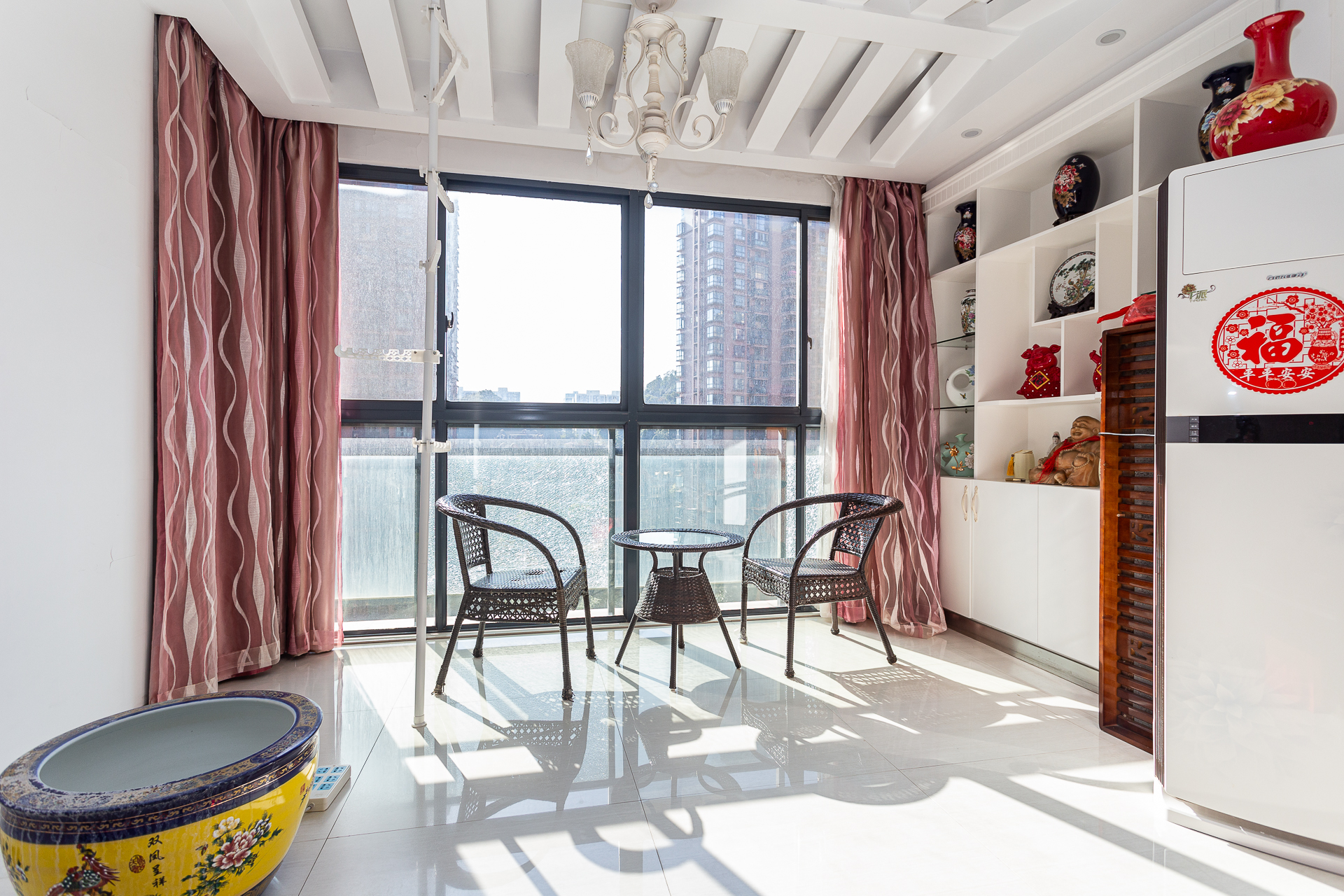 珠江东方明珠(新地东方明珠)一二期  3室2厅2卫    116.0万 珠江东方明珠(新地东方明珠)一二期  3室2厅2卫    116.0万阳台