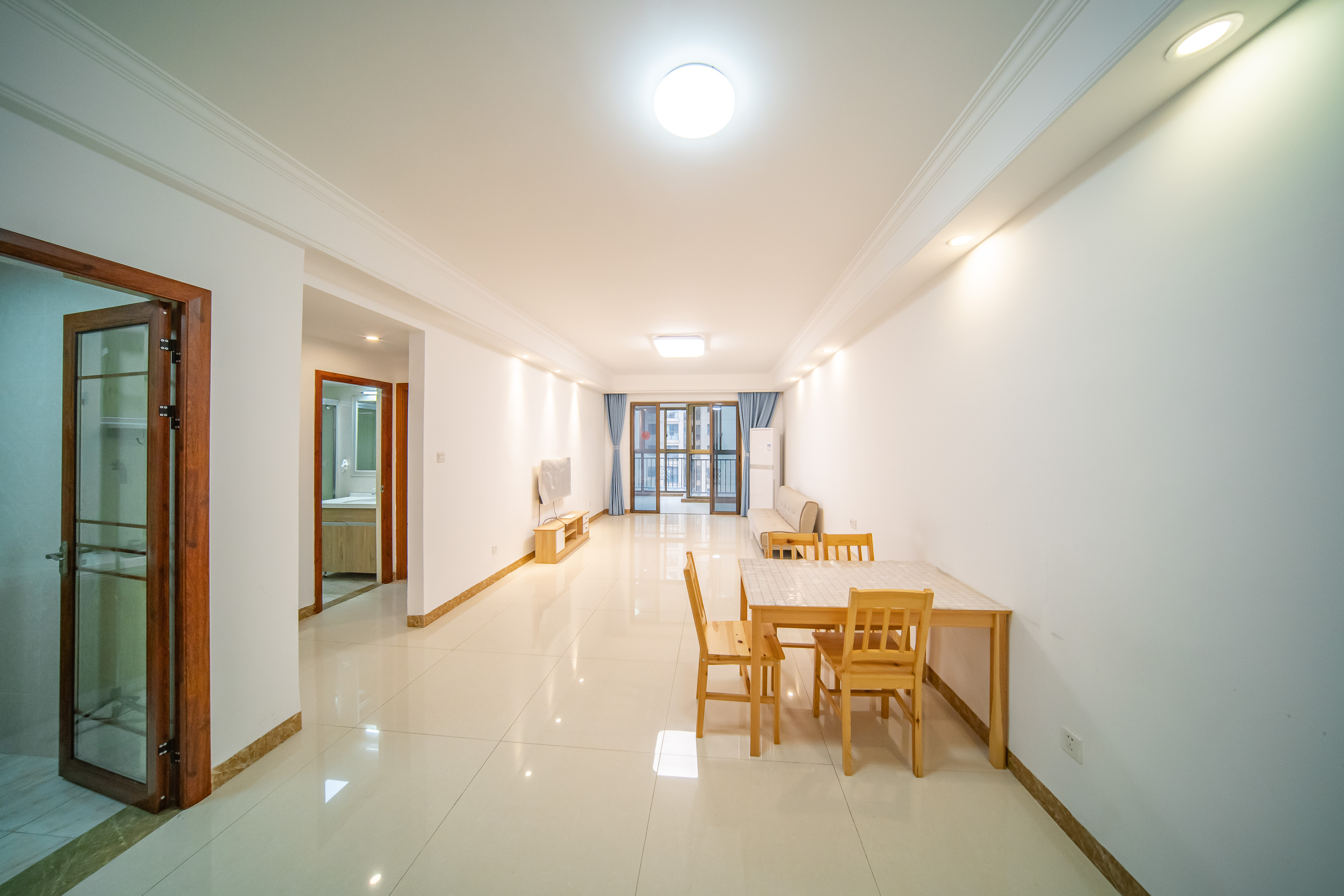 江山帝景哈佛 2室2厅1卫 64.9万 江山帝景哈佛 2室2厅1卫 64.9万客厅