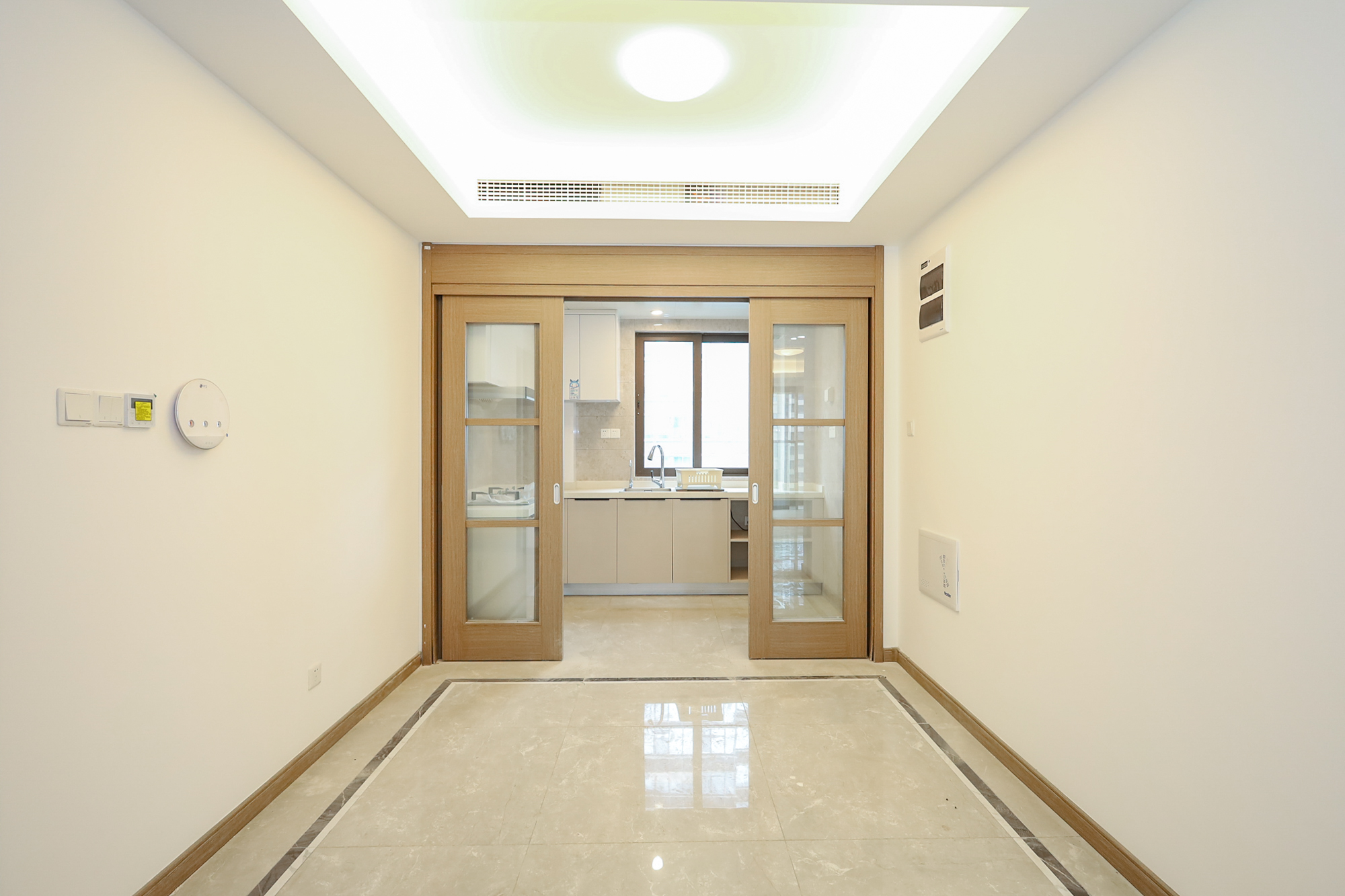 龙湖铂金中心（龙湖春江郦城）  3室2厅2卫    288.88万其他