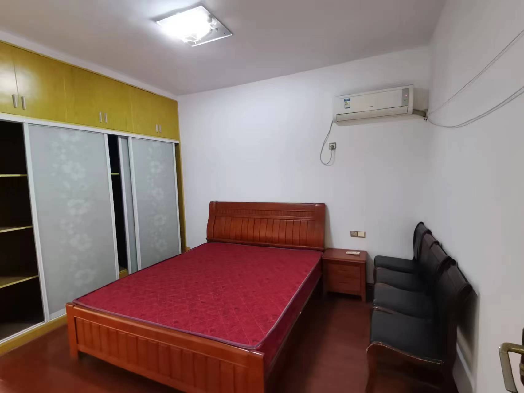 庆云山三村 2室2厅1卫 31.0万 庆云山三村 2室2厅1卫 31.0万室内图