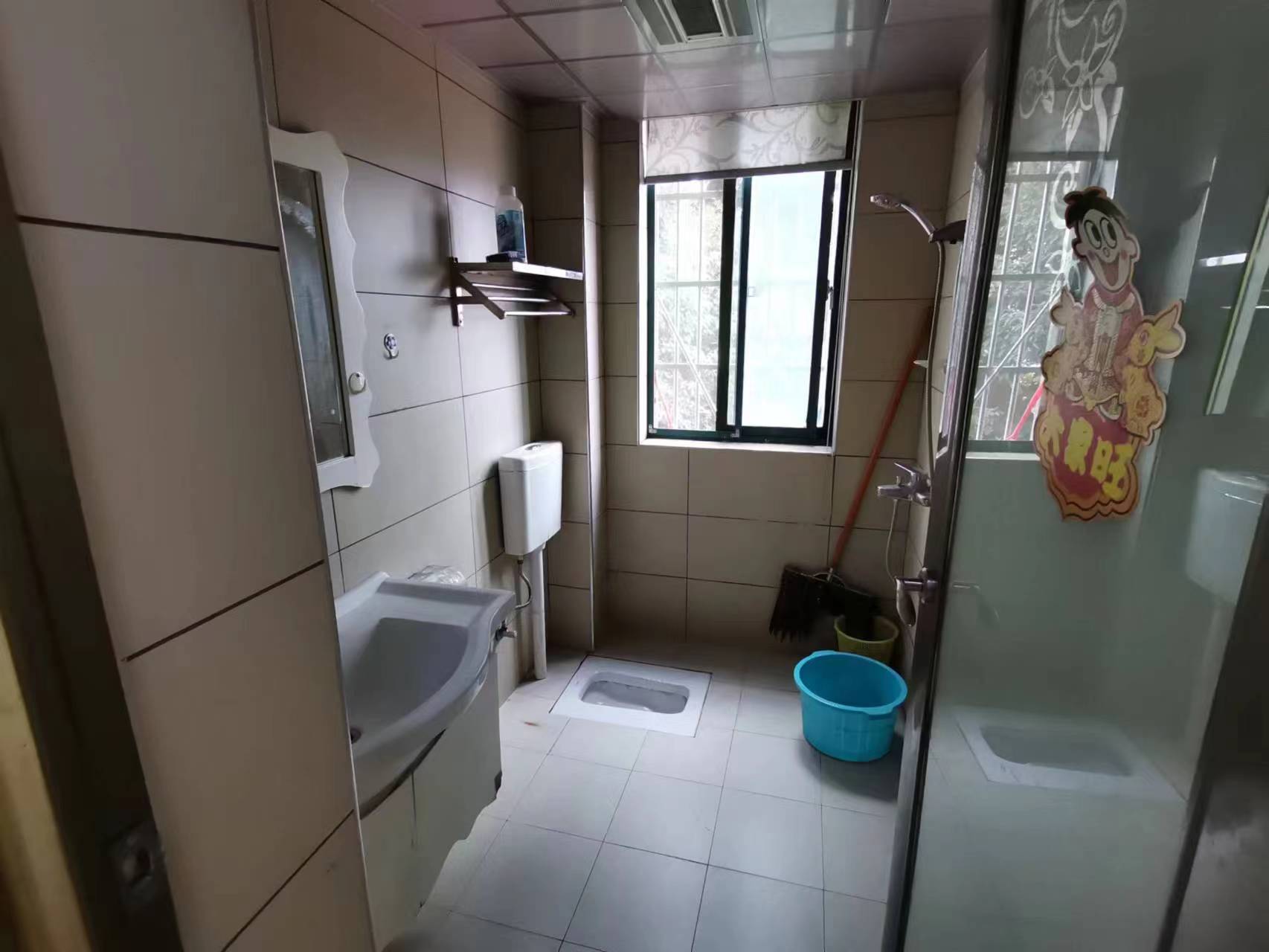 庆云山三村 2室2厅1卫 31.0万 庆云山三村 2室2厅1卫 31.0万室内图