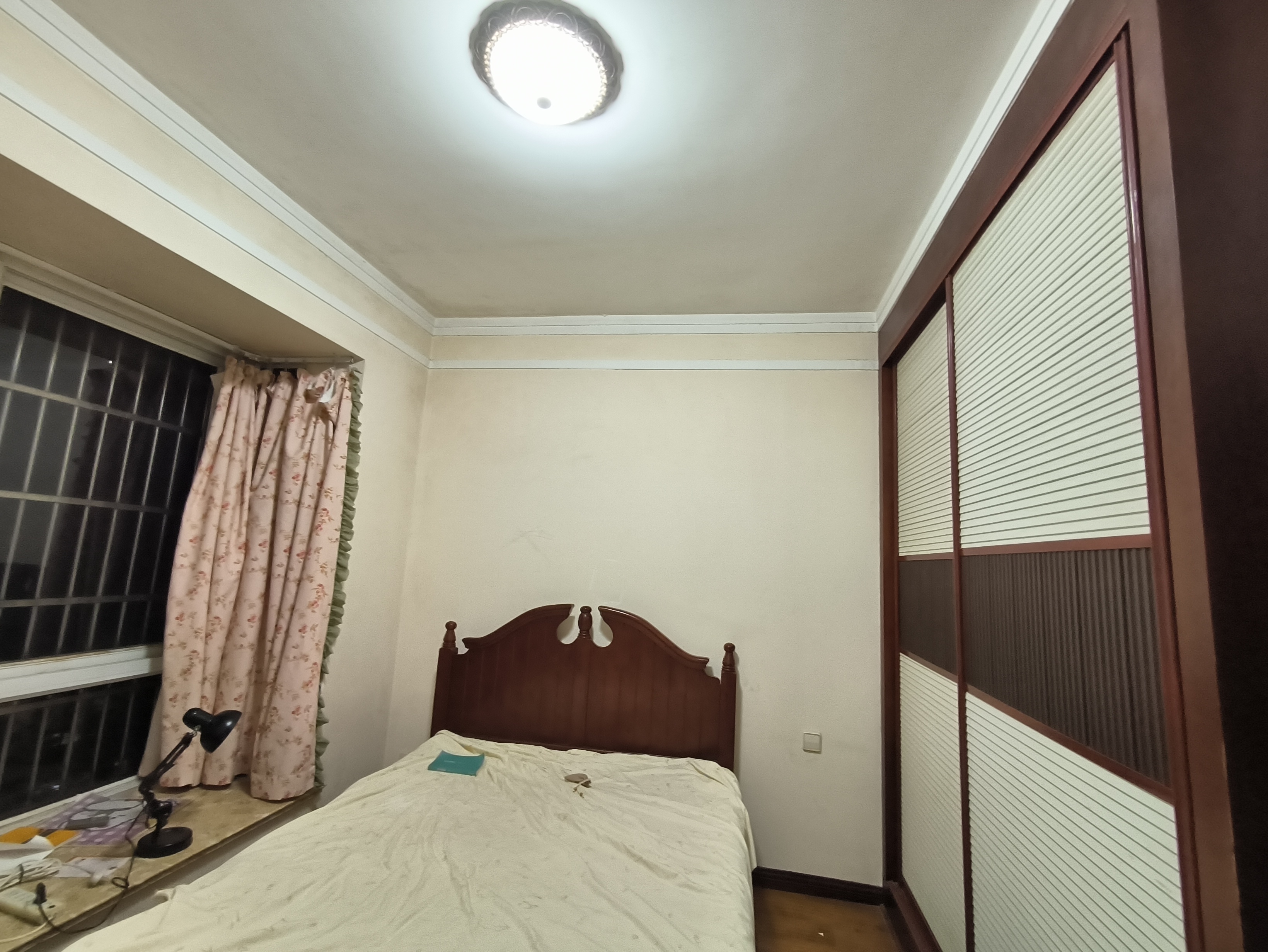 珠江丽园 4室2厅2卫 91.5万 珠江丽园 4室2厅2卫 91.5万室内图