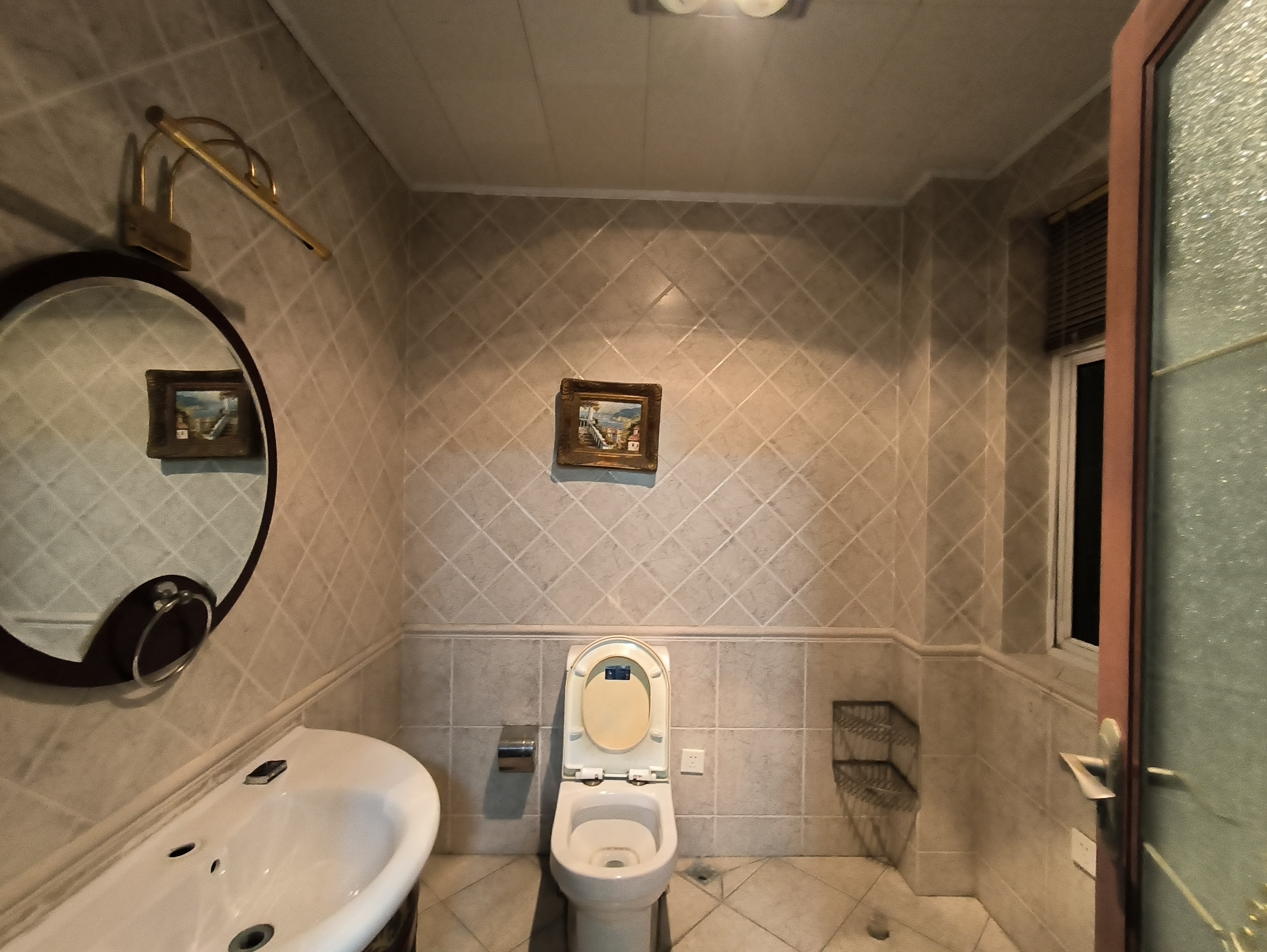 珠江丽园 4室2厅2卫 91.5万 珠江丽园 4室2厅2卫 91.5万室内图