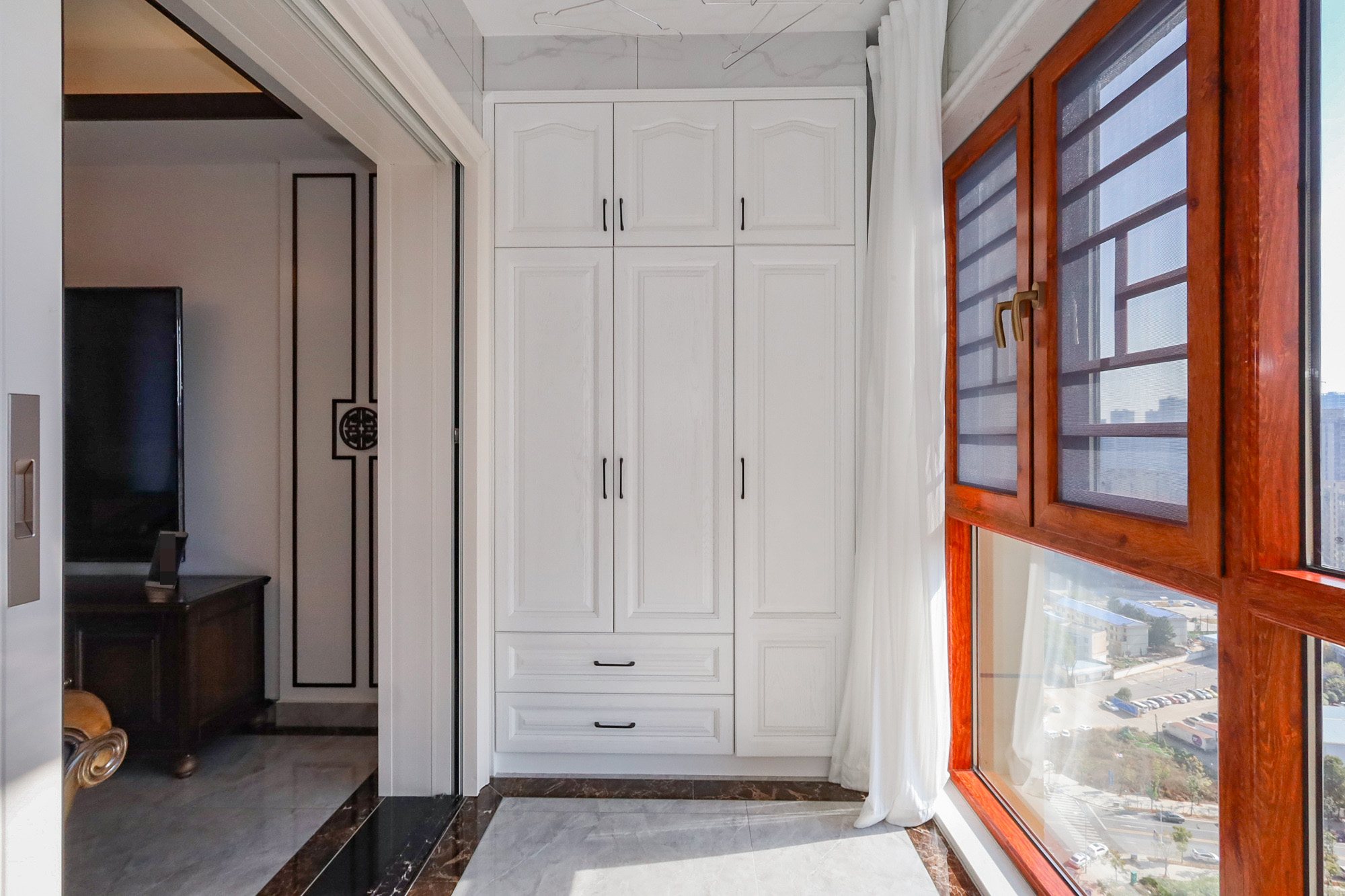 光明E城  4室2厅2卫    160.0万阳台