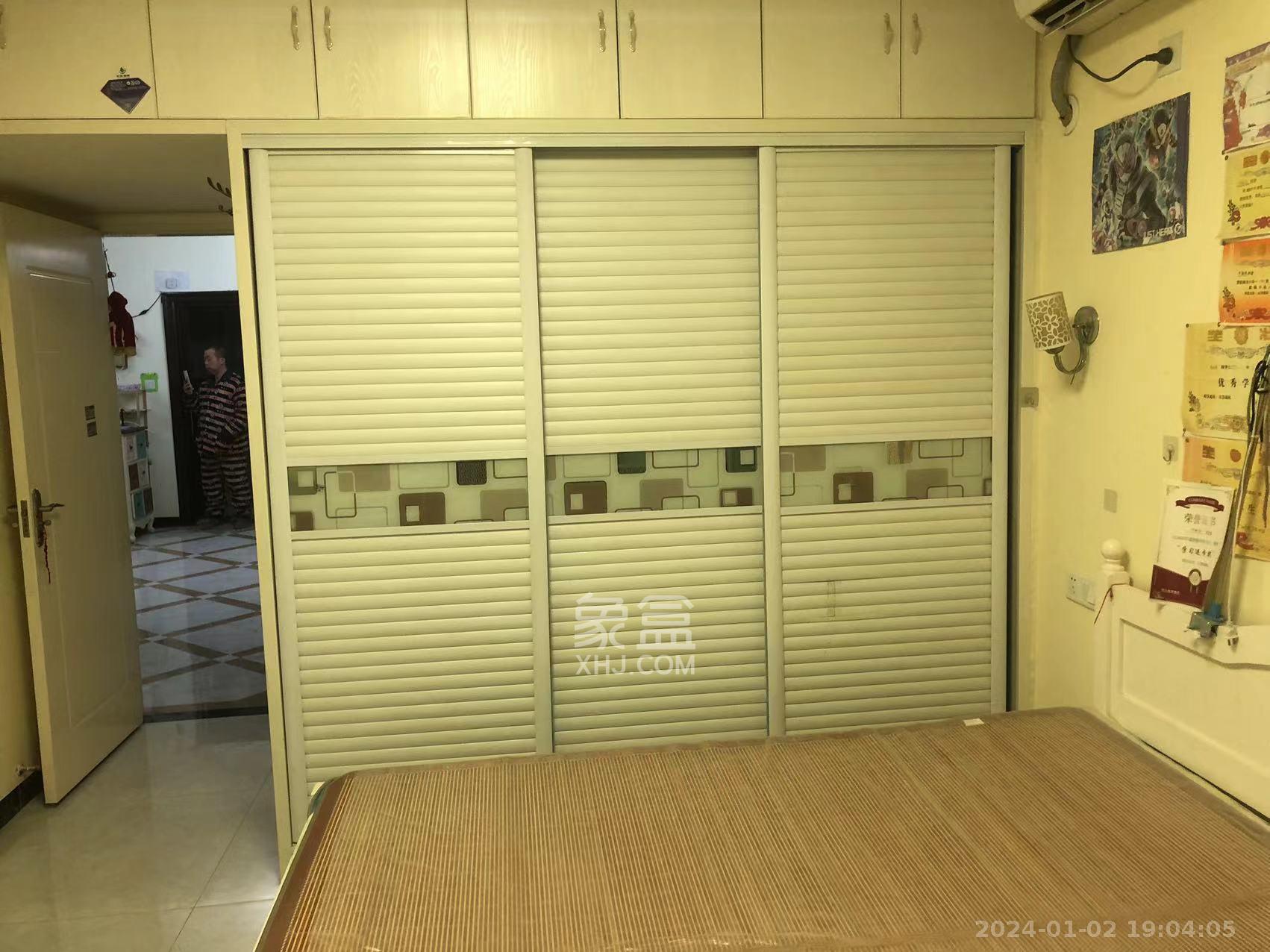 三一街区  3室2厅1卫   1700.00元/月室内图