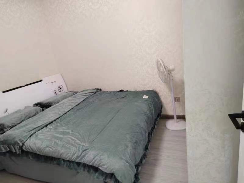 金河湾1881  2室2厅1卫   2000.00元/月室内图1