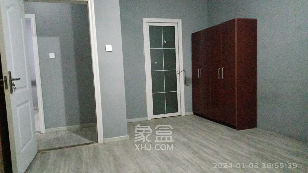 滨河嘉园  3室2厅1卫   2000.00元/月室内图
