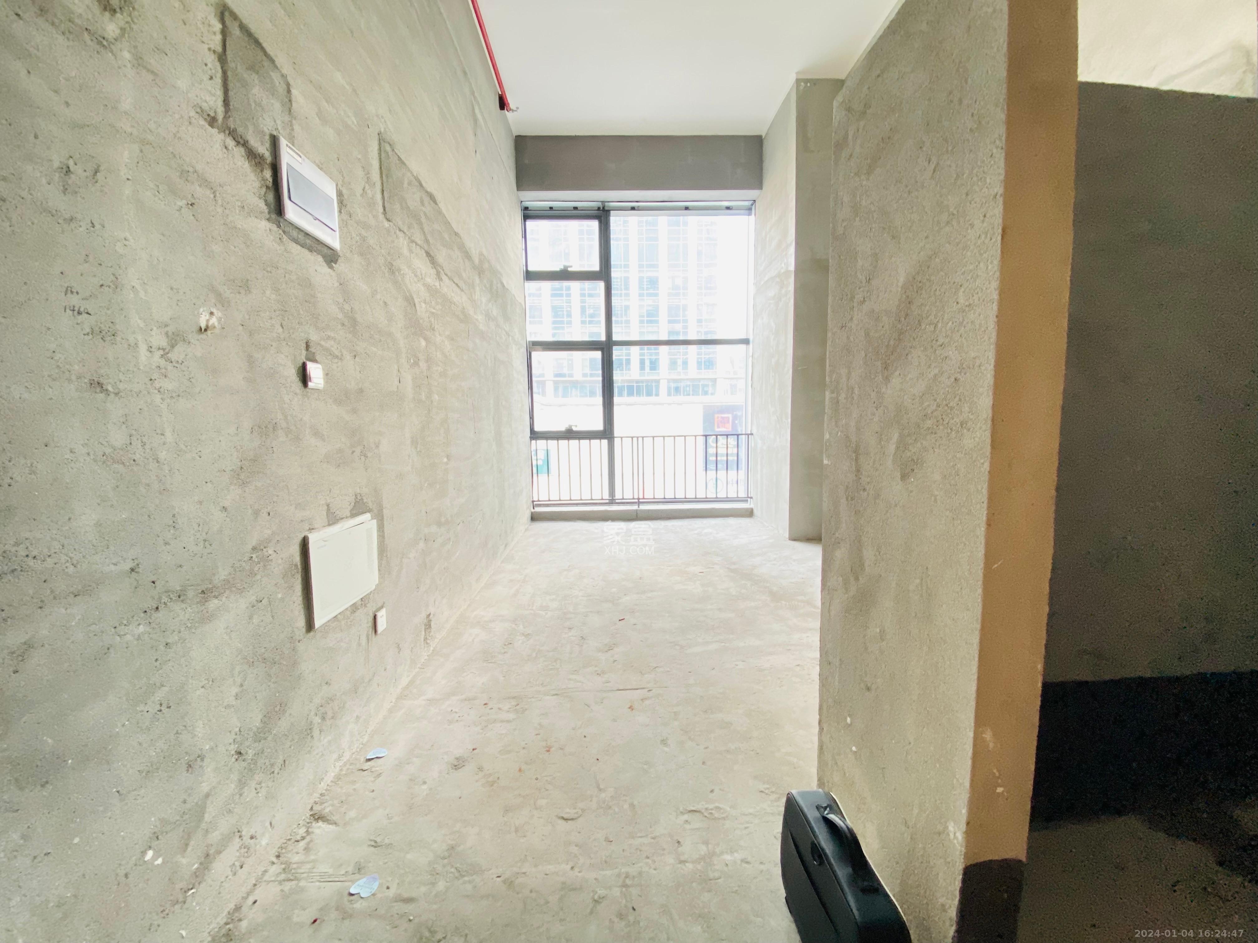 卓越中寰  1室1厅1卫   1900.00元/月室内图