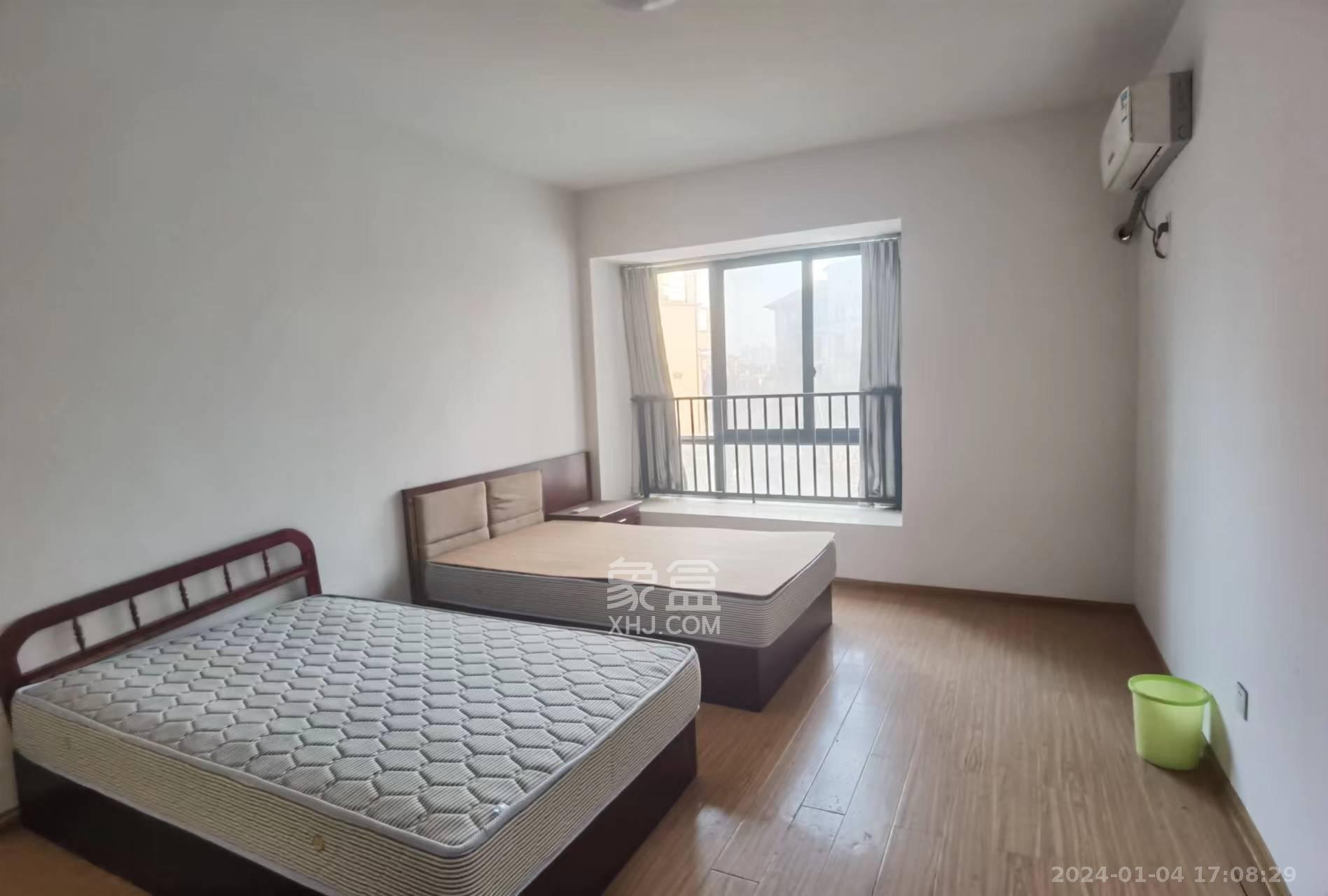 黑金时代广场 5室2厅2卫 2800.00元/月 黑金时代广场 5室2厅2卫 2800.00元/月室内图