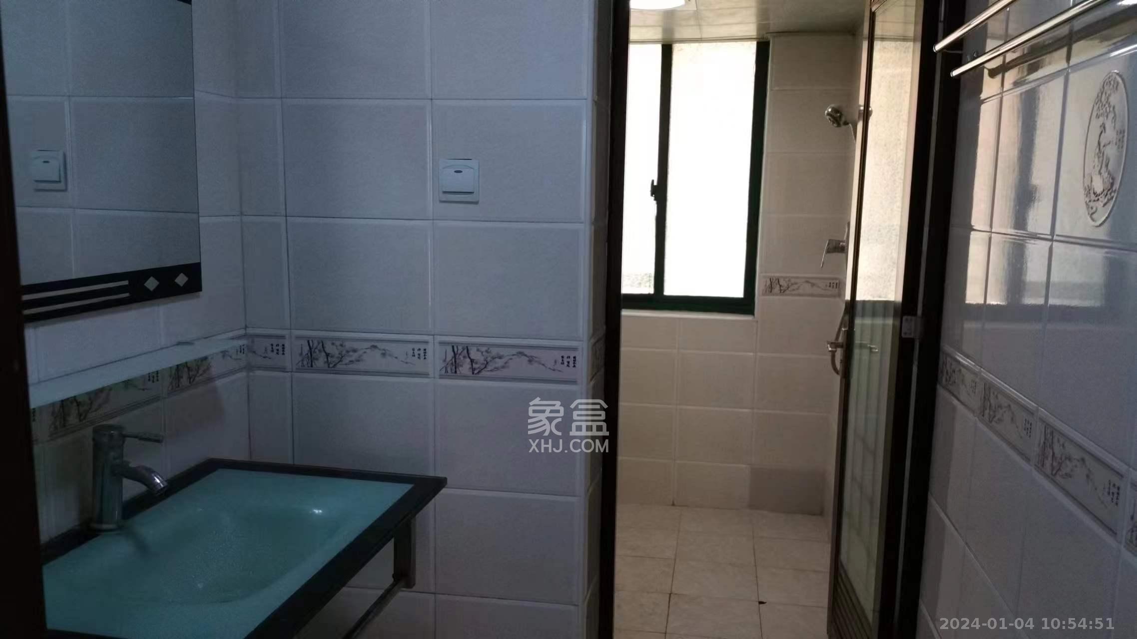 华盛世纪新城  4室2厅2卫   2800.00元/月室内图