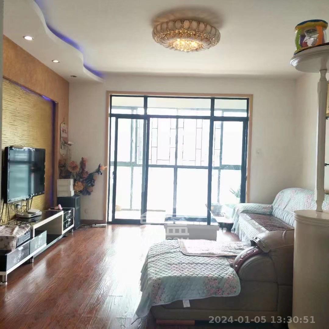 湘江世纪城鸿江苑  3室2厅2卫   2800.00元/月室内图1