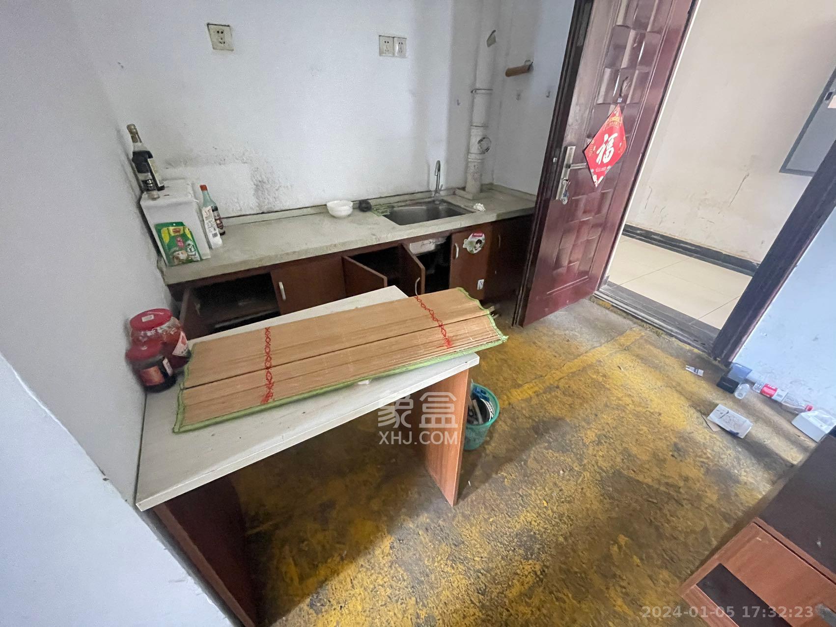 万科魅力之城  3室1厅0卫   1600.00元/月室内图