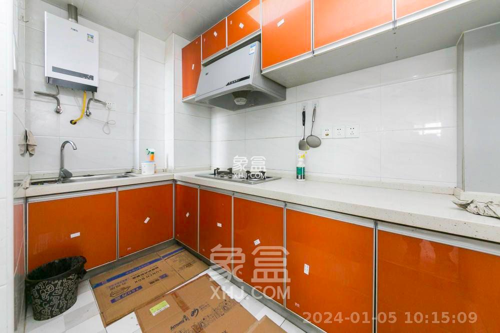 富兴嘉城（富兴汇中央）  2室2厅1卫   2500.00元/月室内图1